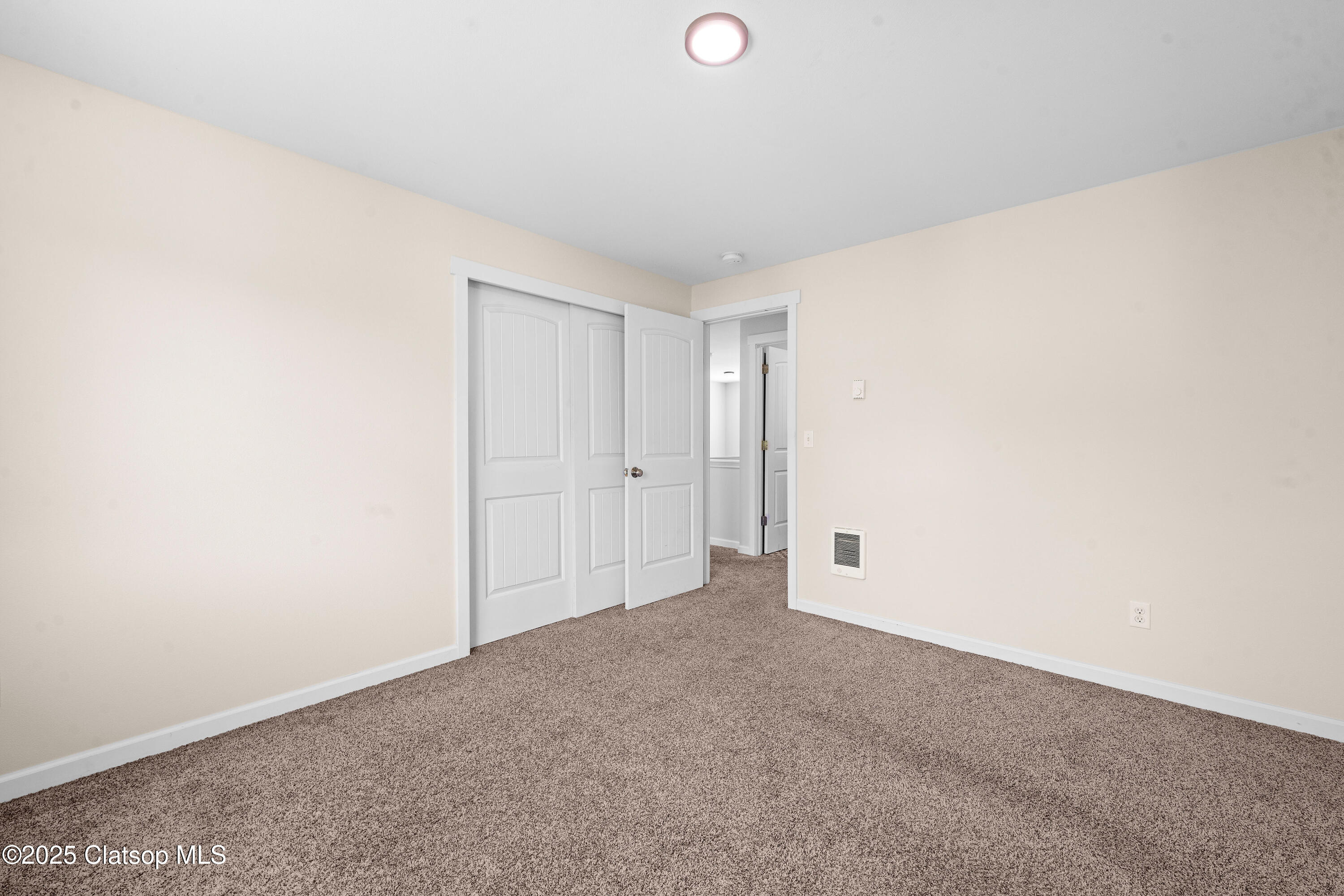 1225 3rd Property Photo 32