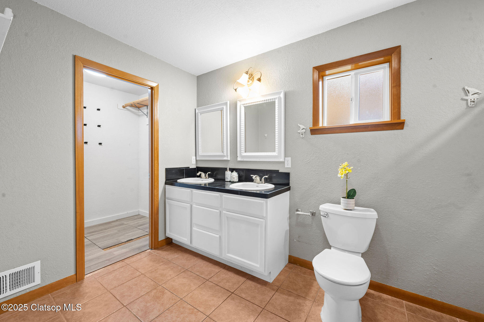 1313 Wakeman Lane Property Photo 18
