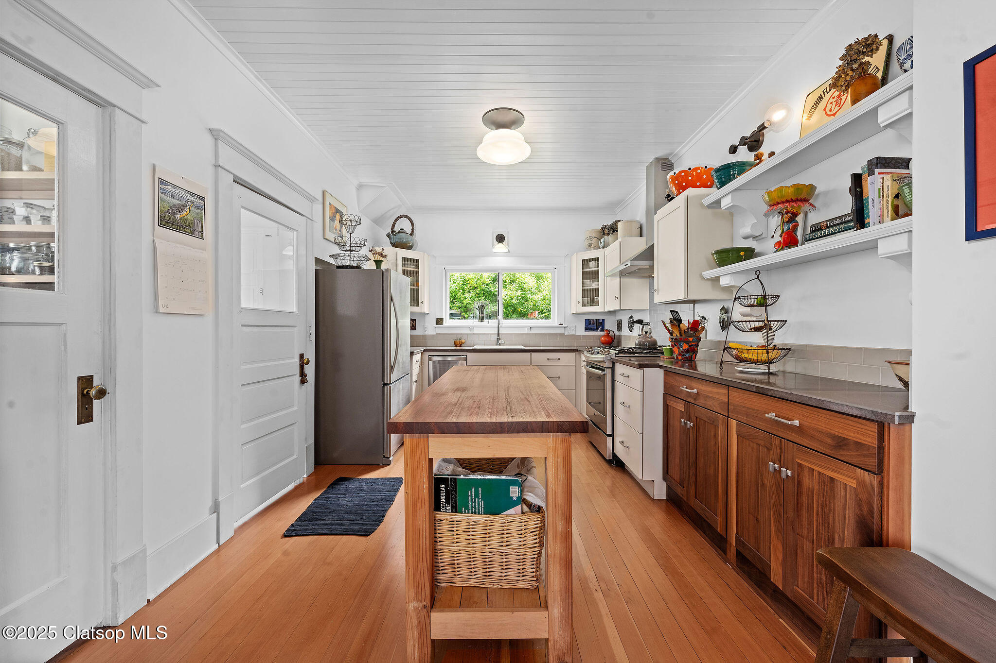 571 Rivington Avenue Property Photo 19