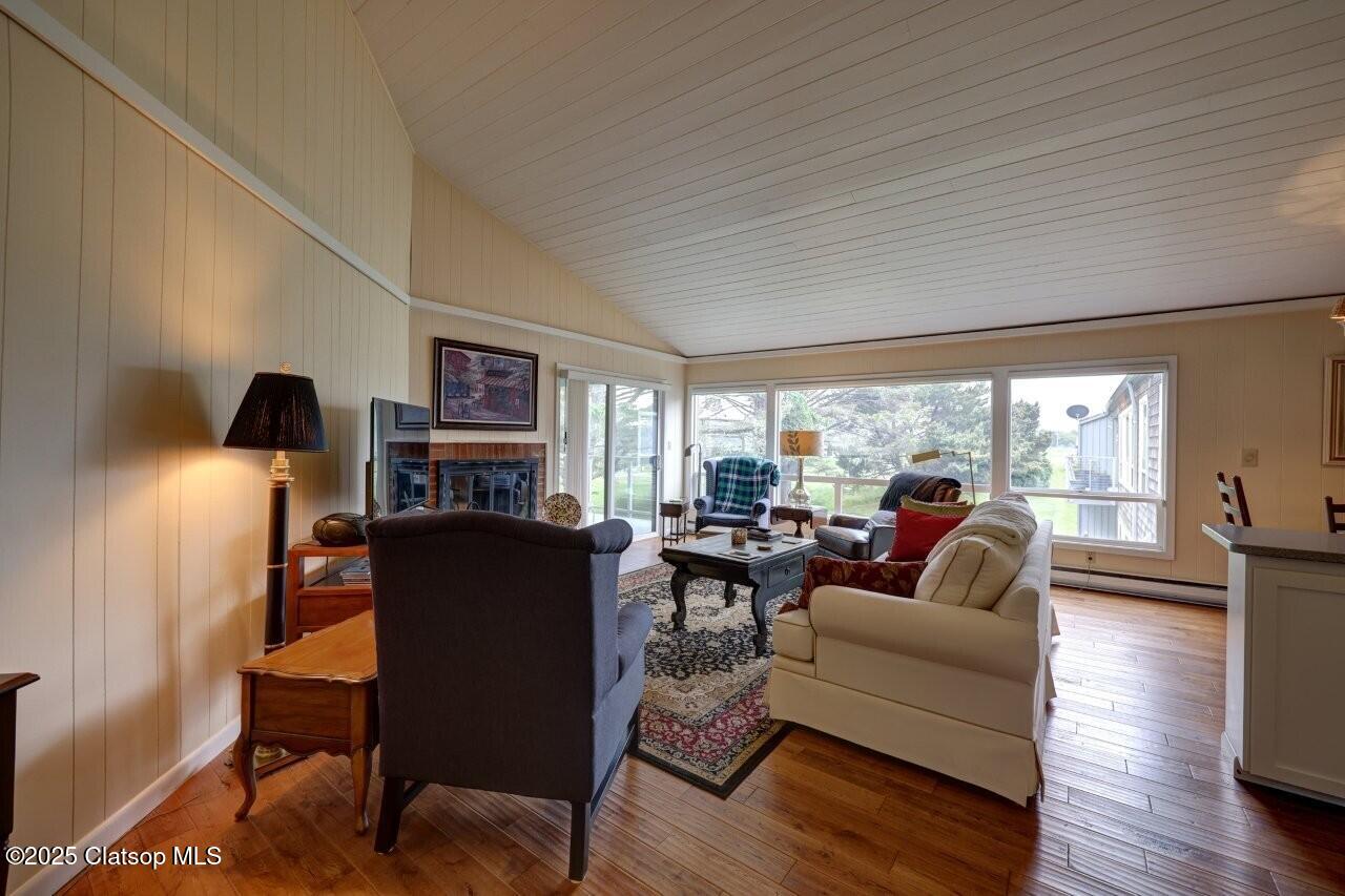 1729 Gearhart Green Condo Property Photo 9