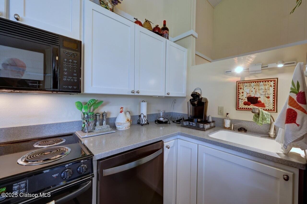 1729 Gearhart Green Condo Property Photo 19