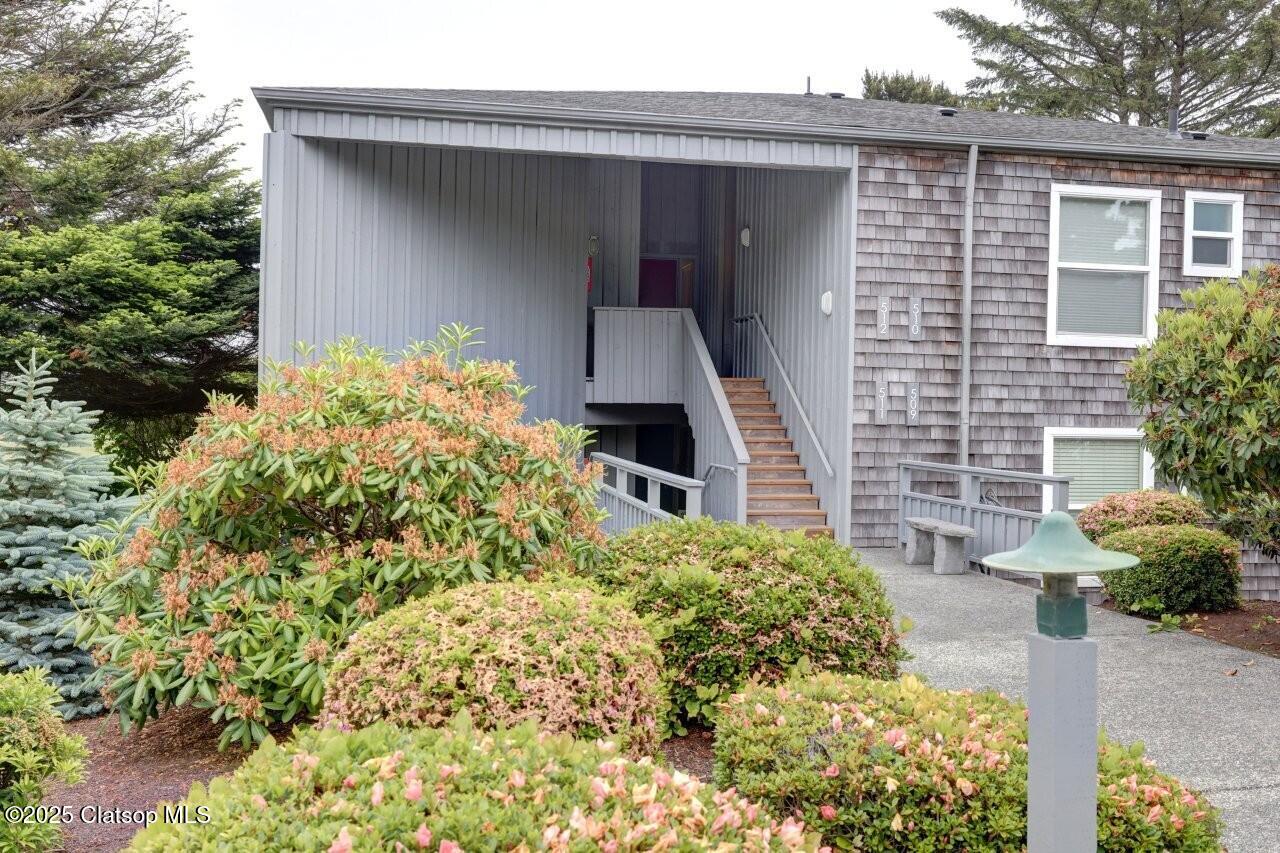 1729 Gearhart Green Condo Property Photo 33