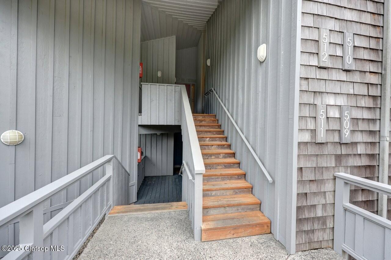 1729 Gearhart Green Condo Property Photo 34