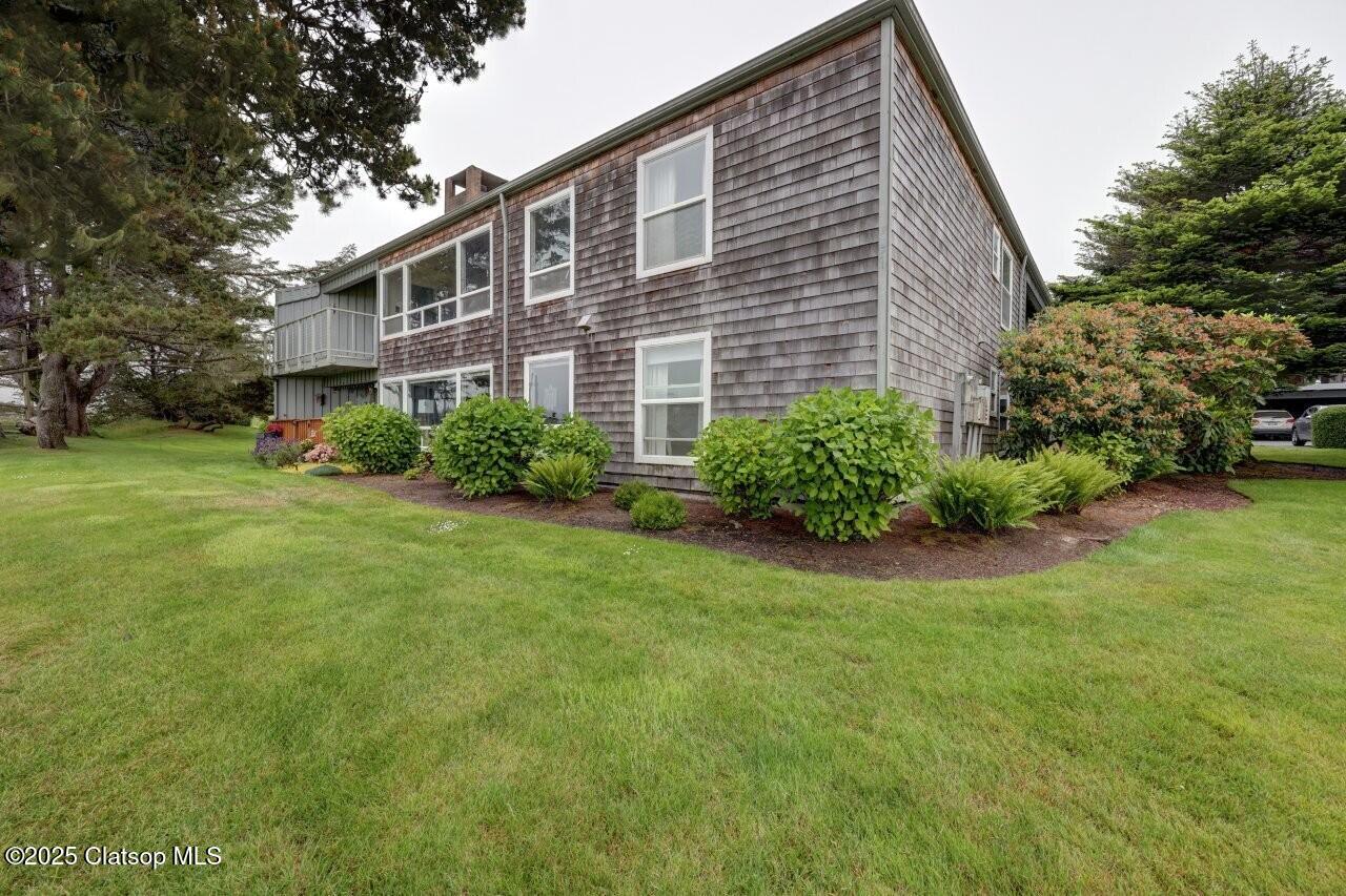 1729 Gearhart Green Condo Property Photo 35