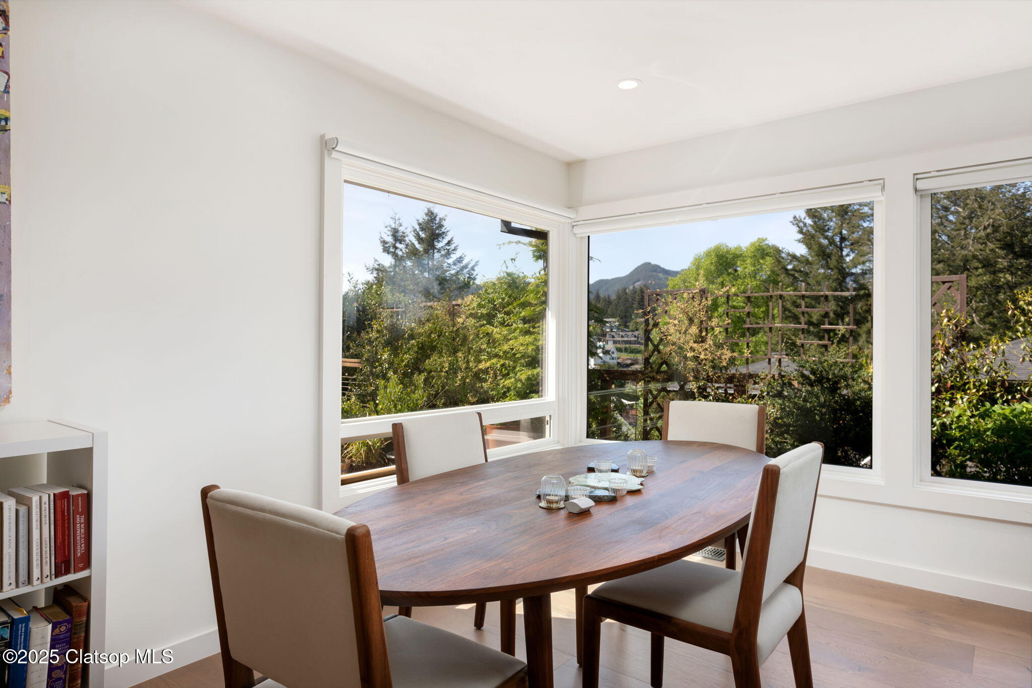 12990 I Street Property Photo 7