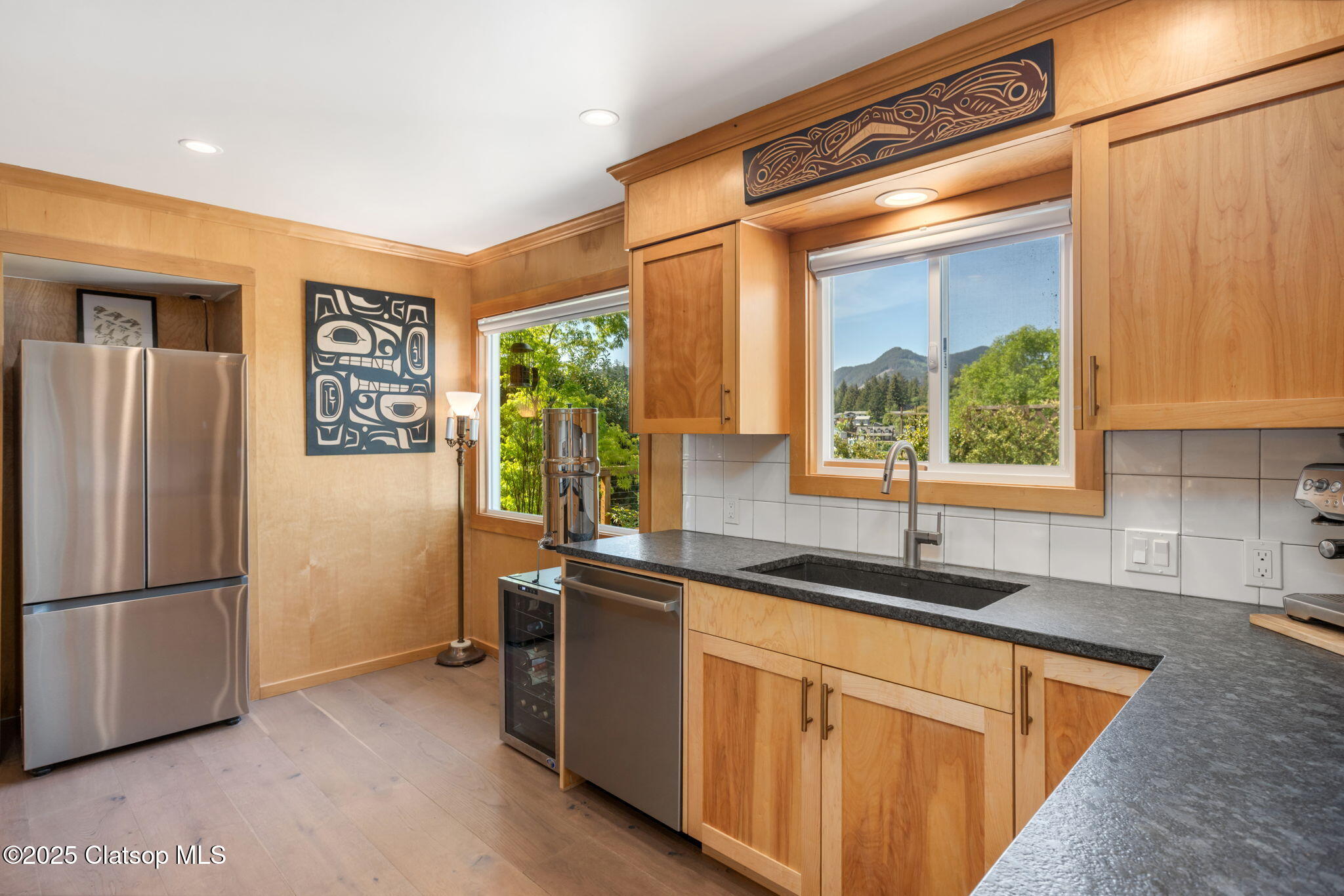 12990 I Street Property Photo 8