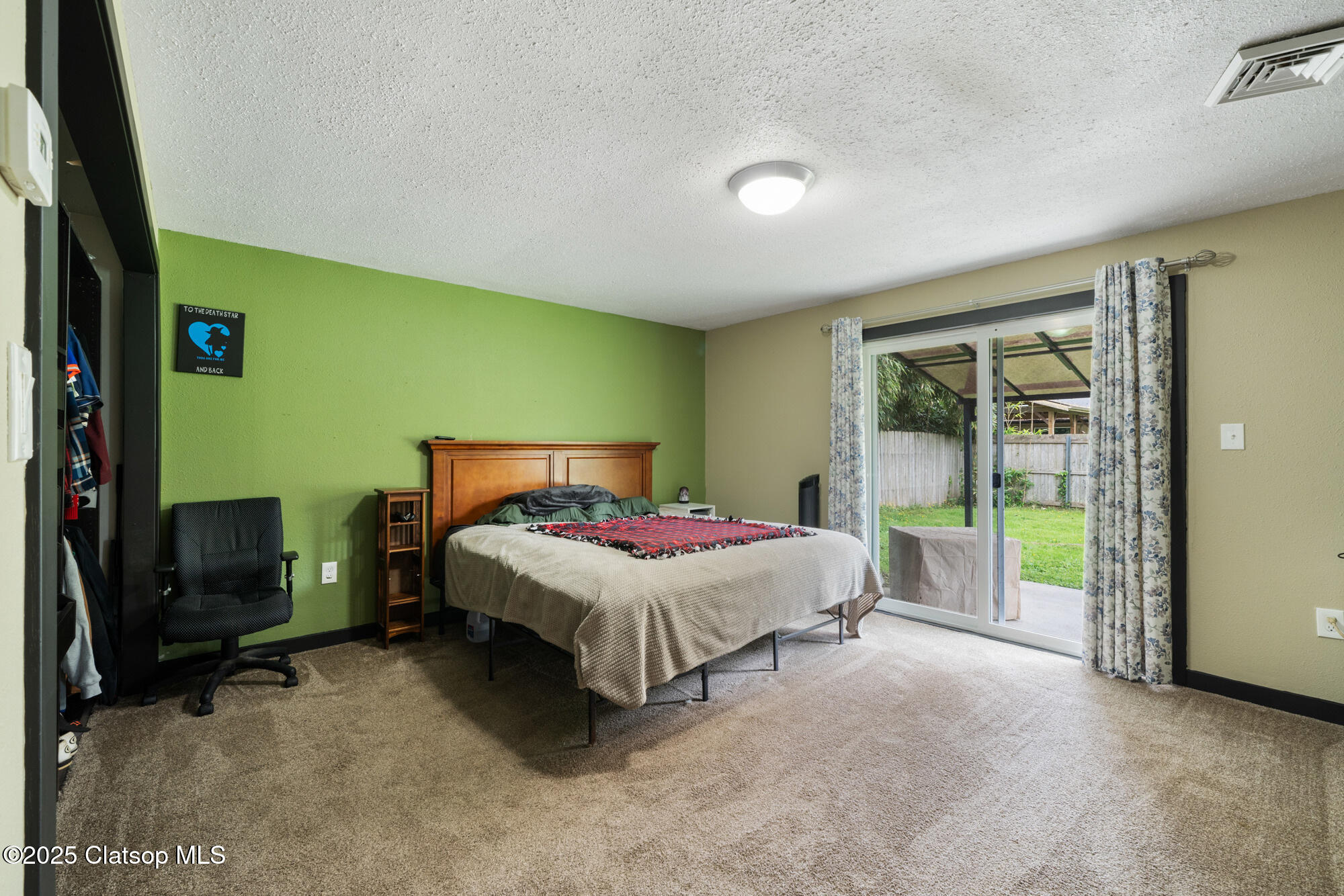 567 Nw Cedar Court Property Photo 20