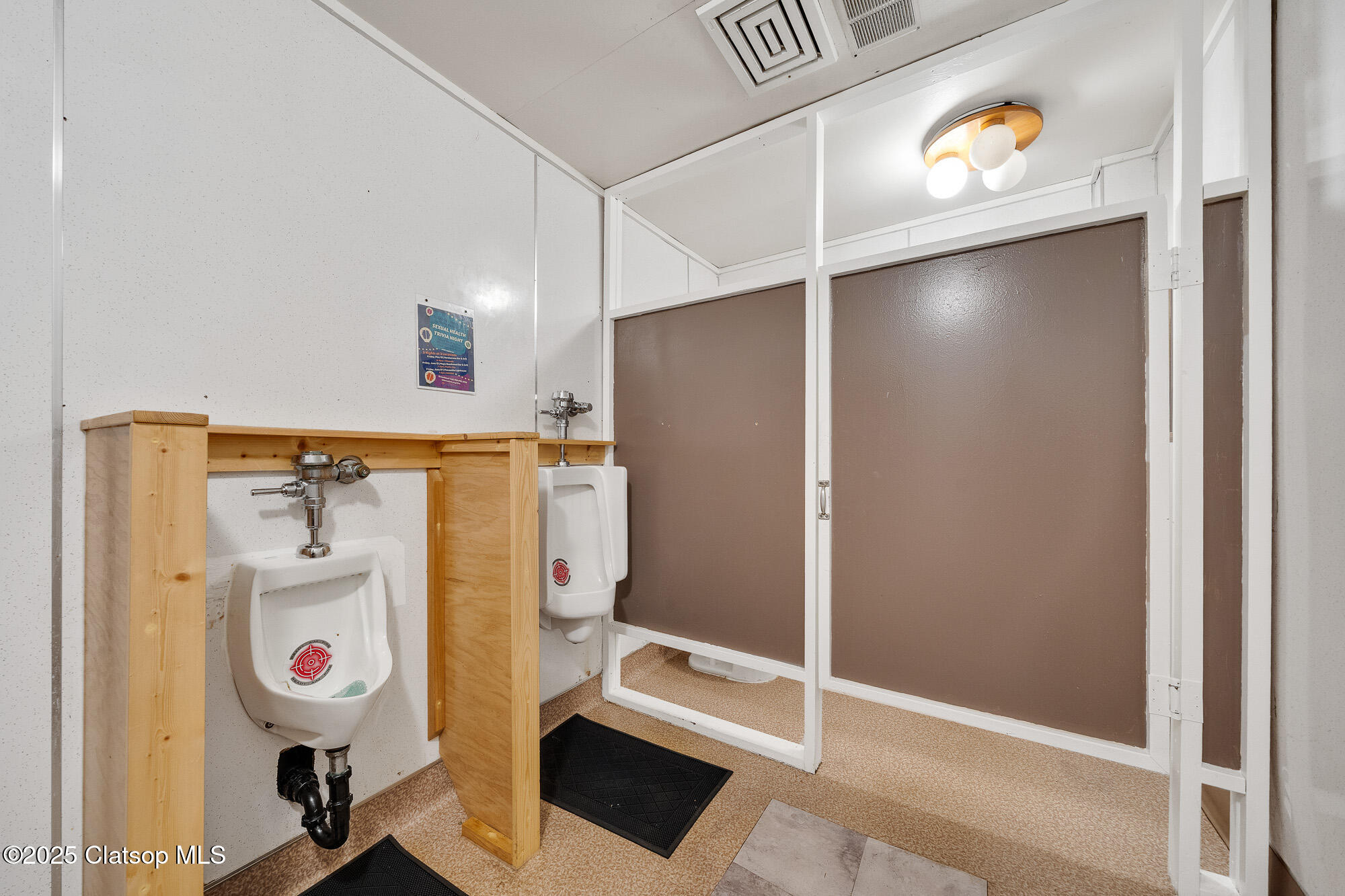 36480 Us-101 Property Photo 17