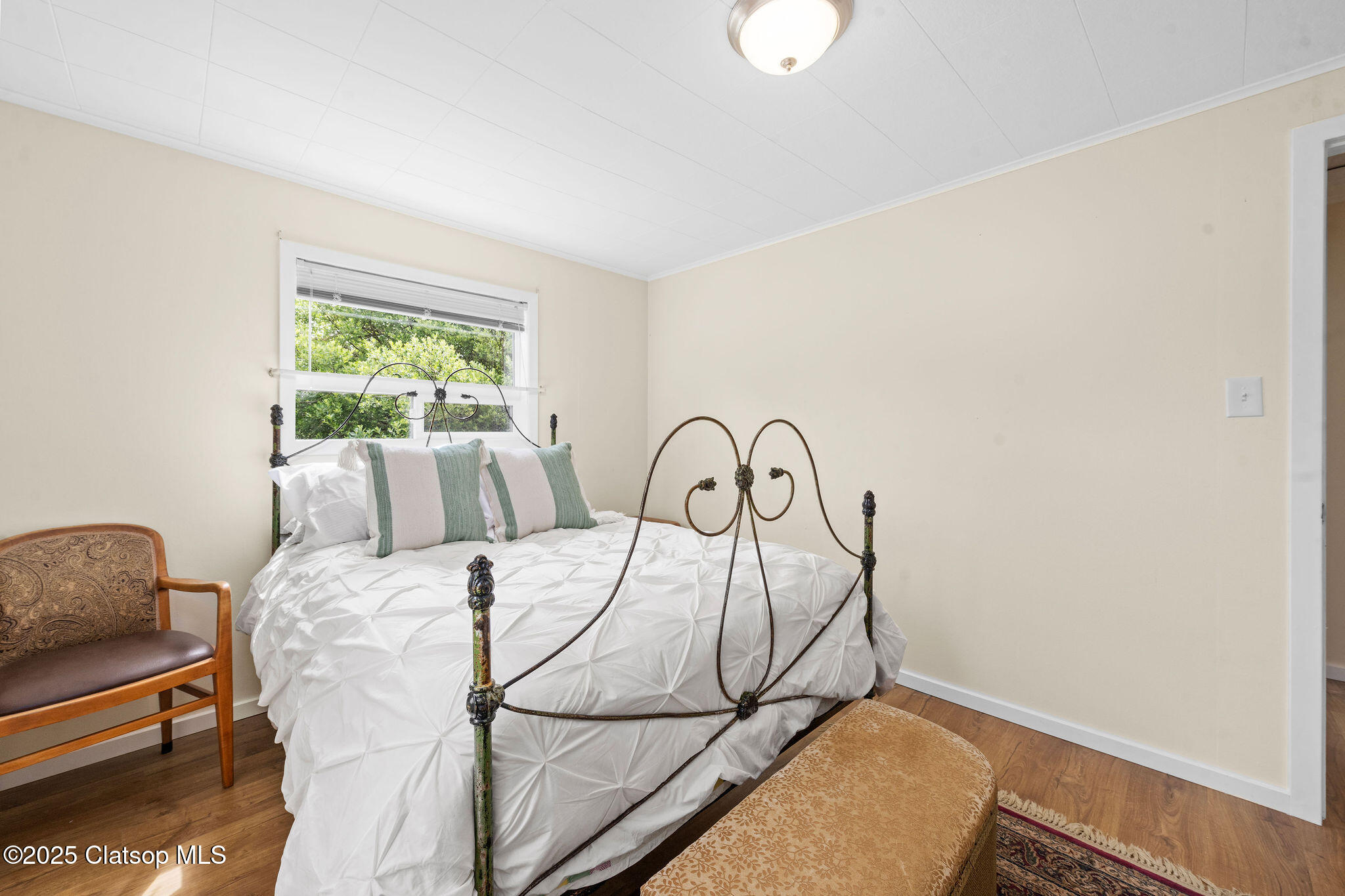 261 Railroad Avenue Property Photo 23