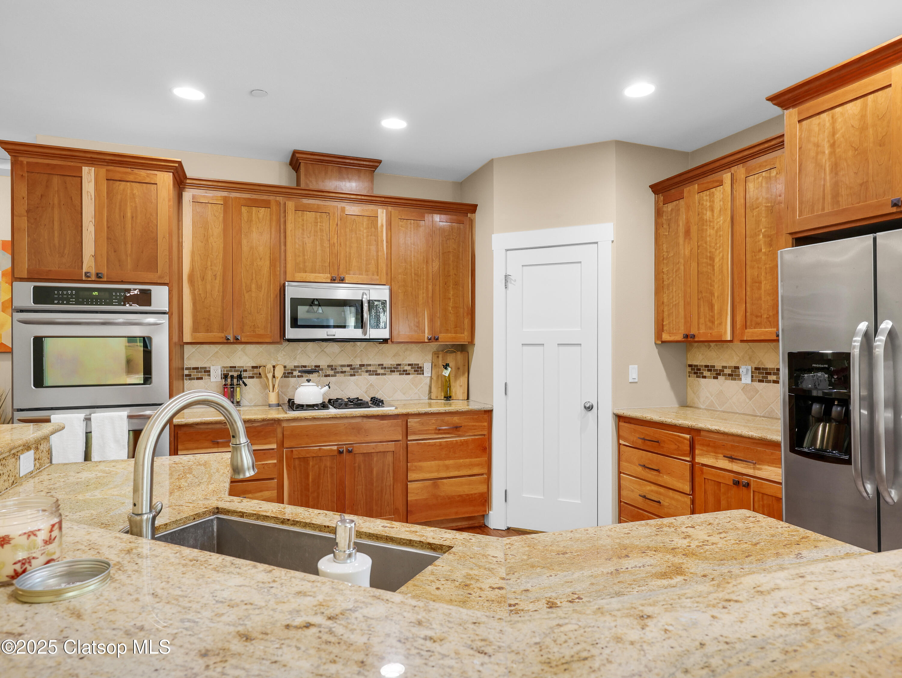 33467 Old Pine Drive Property Photo 10