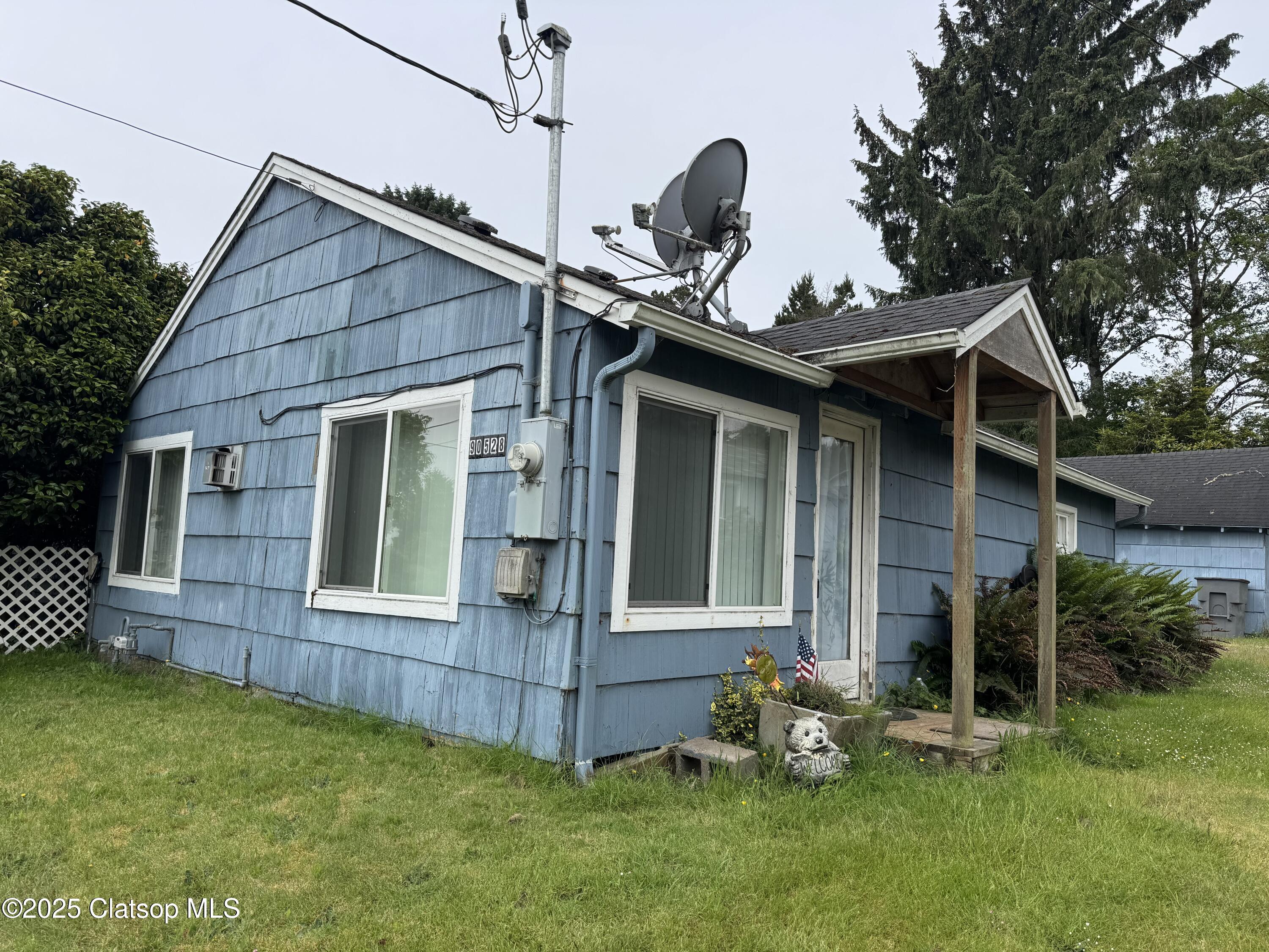90530 Lewis Road Property Photo 1