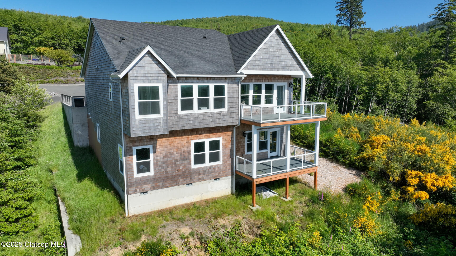 1790 Thompson Falls Drive Property Photo 3