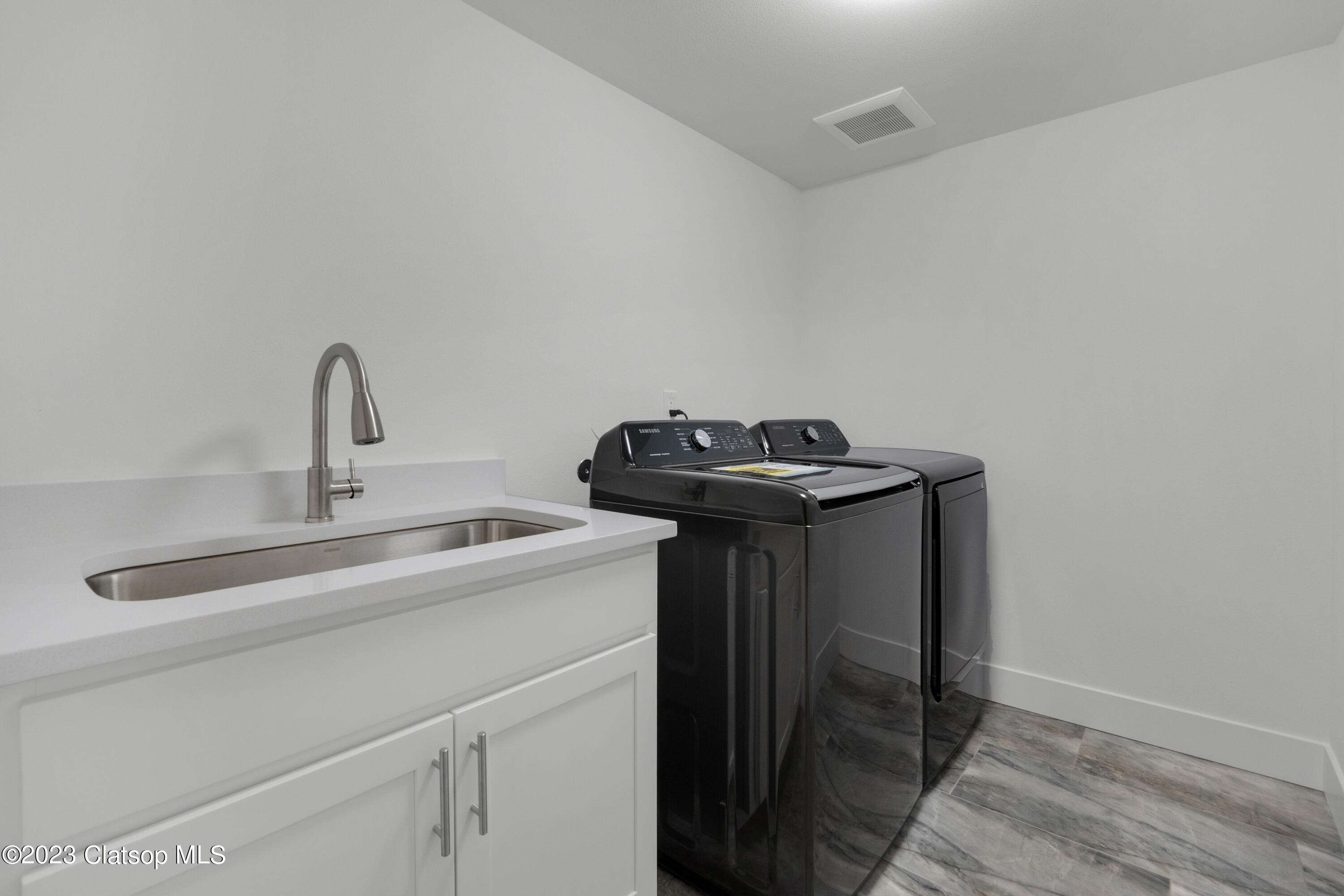 1790 Thompson Falls Drive Property Photo 41