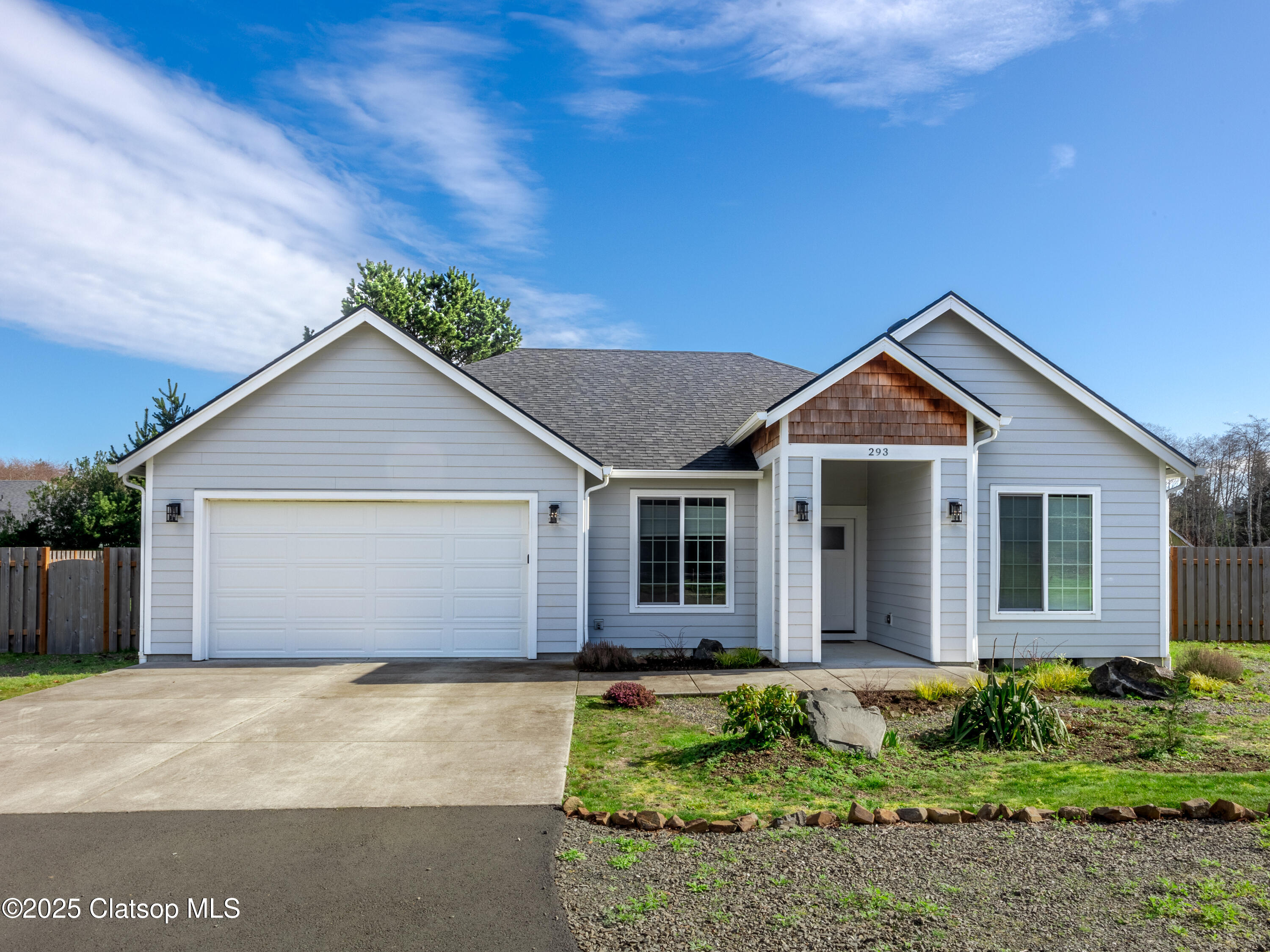 293 W Kershul Circle Property Photo 1