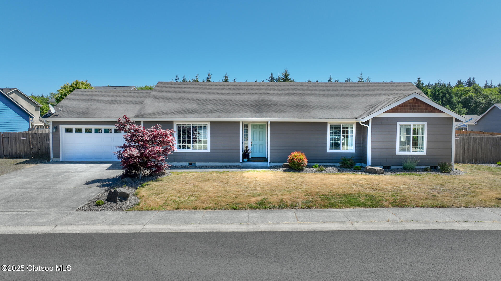 360 Sw Jade Place Property Photo 1