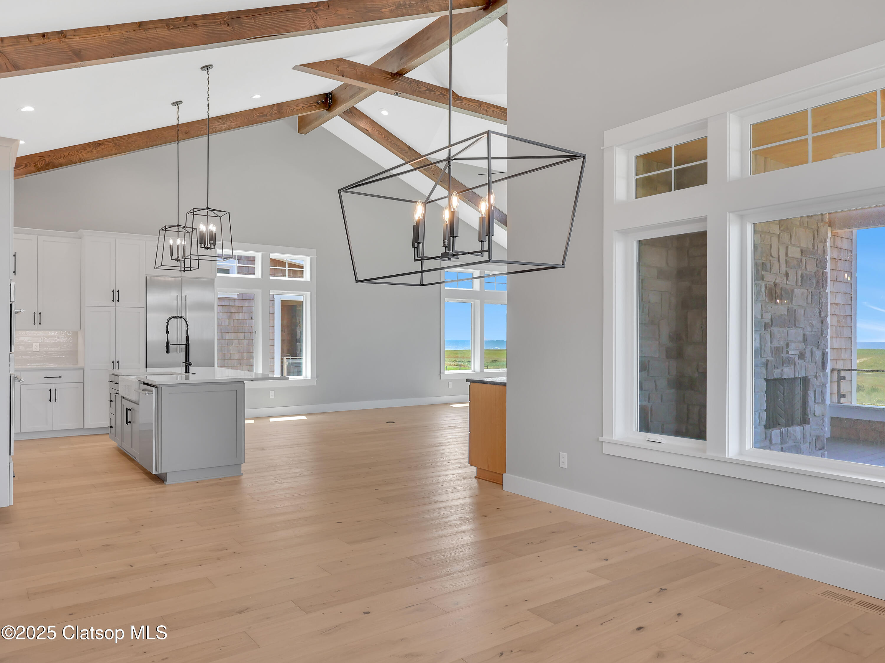 1400 N Ocean Avenue Property Photo 18