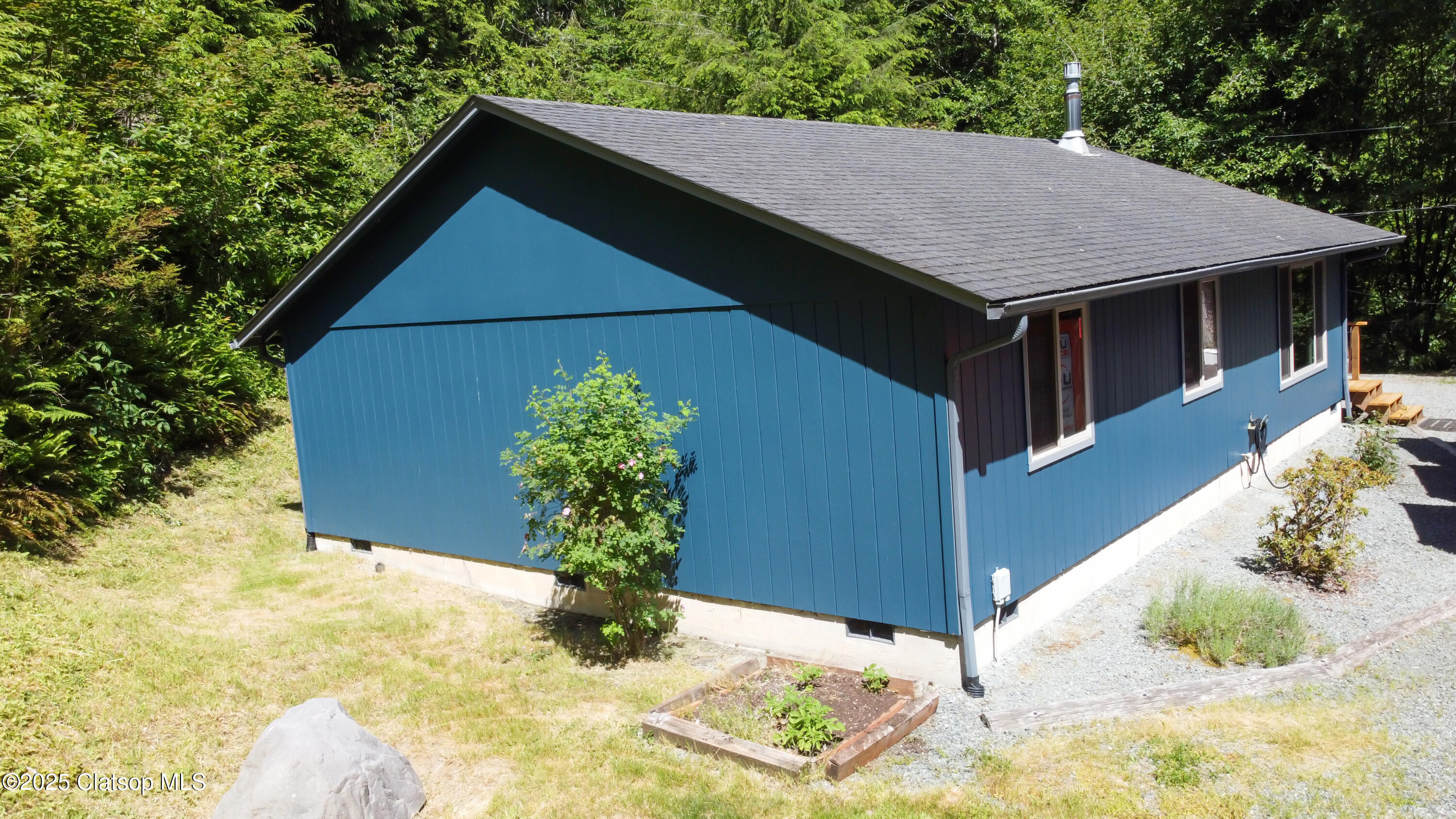 82614 Hamlet Road Property Photo 3