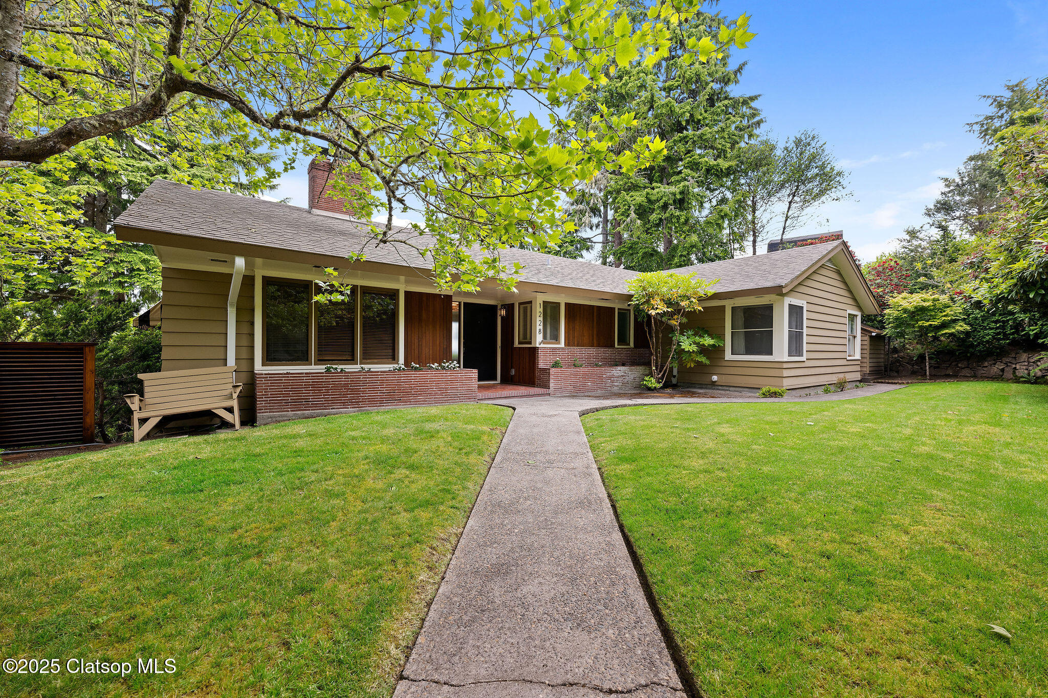 1228 11th Street Property Photo 1