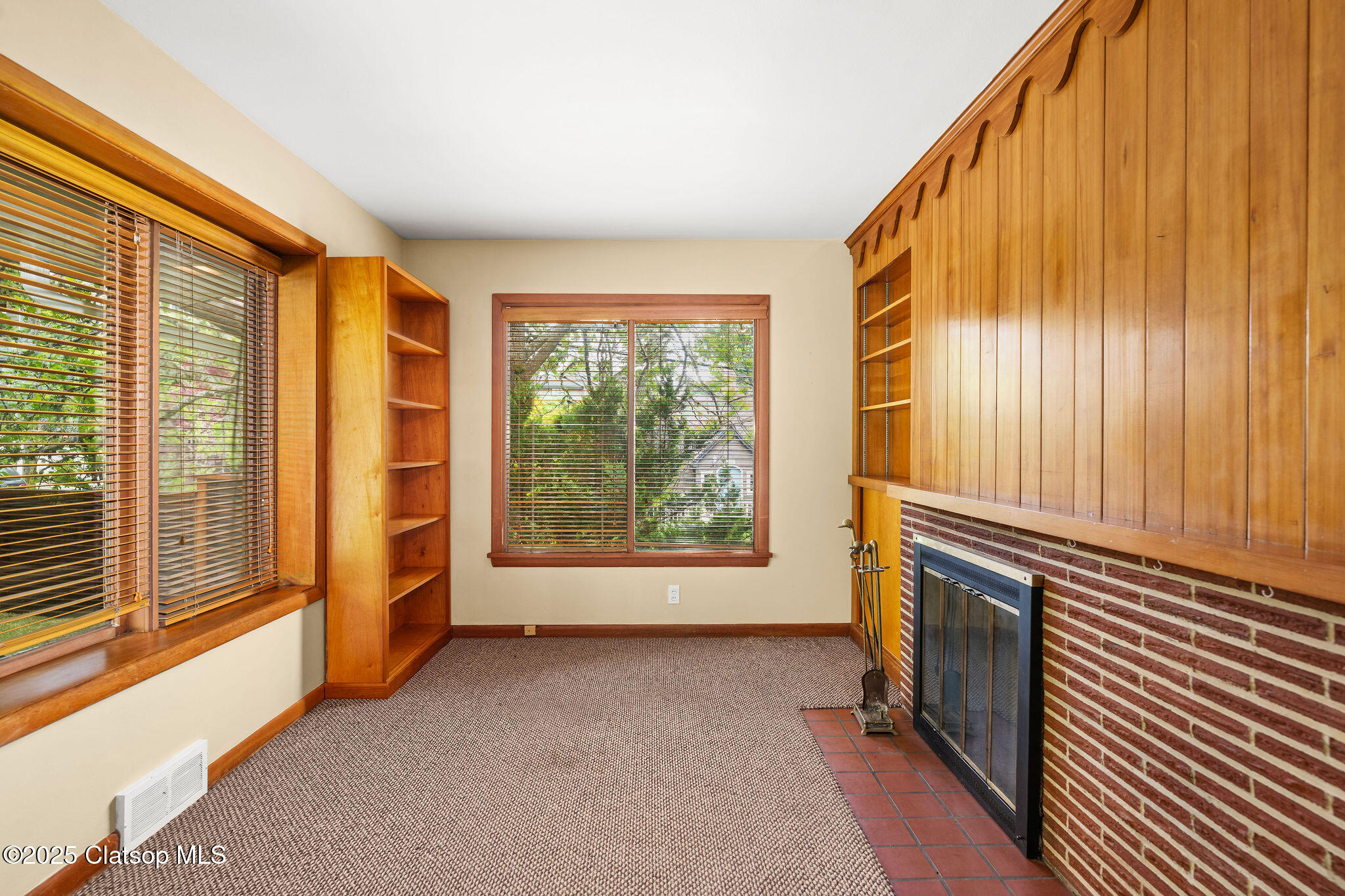 1228 11th Street Property Photo 3
