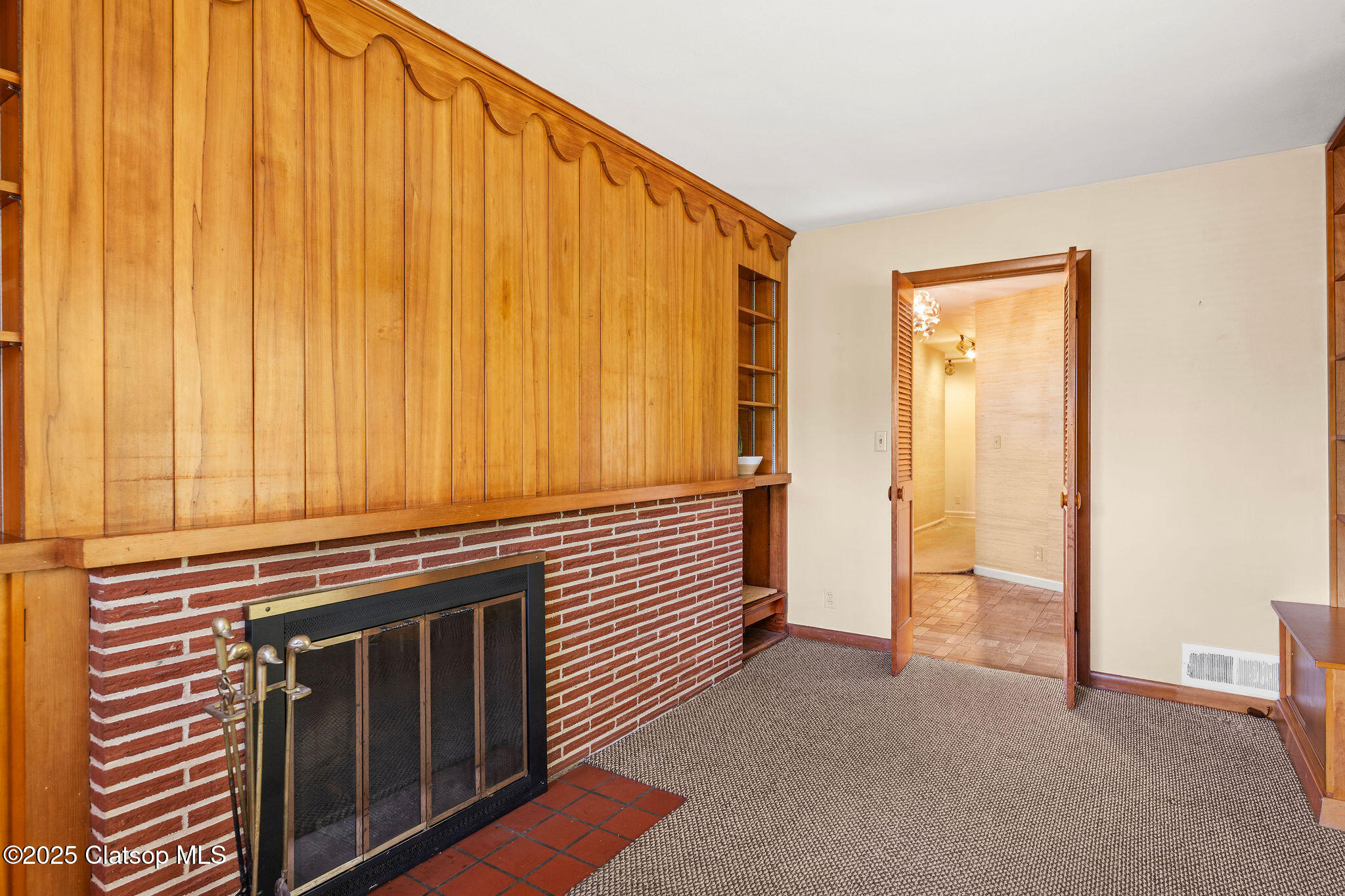 1228 11th Street Property Photo 4