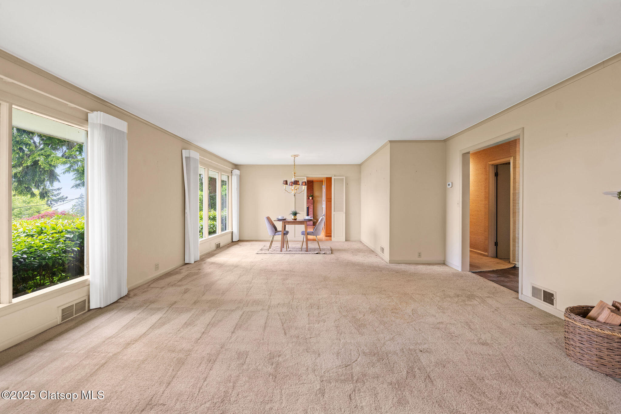 1228 11th Street Property Photo 9
