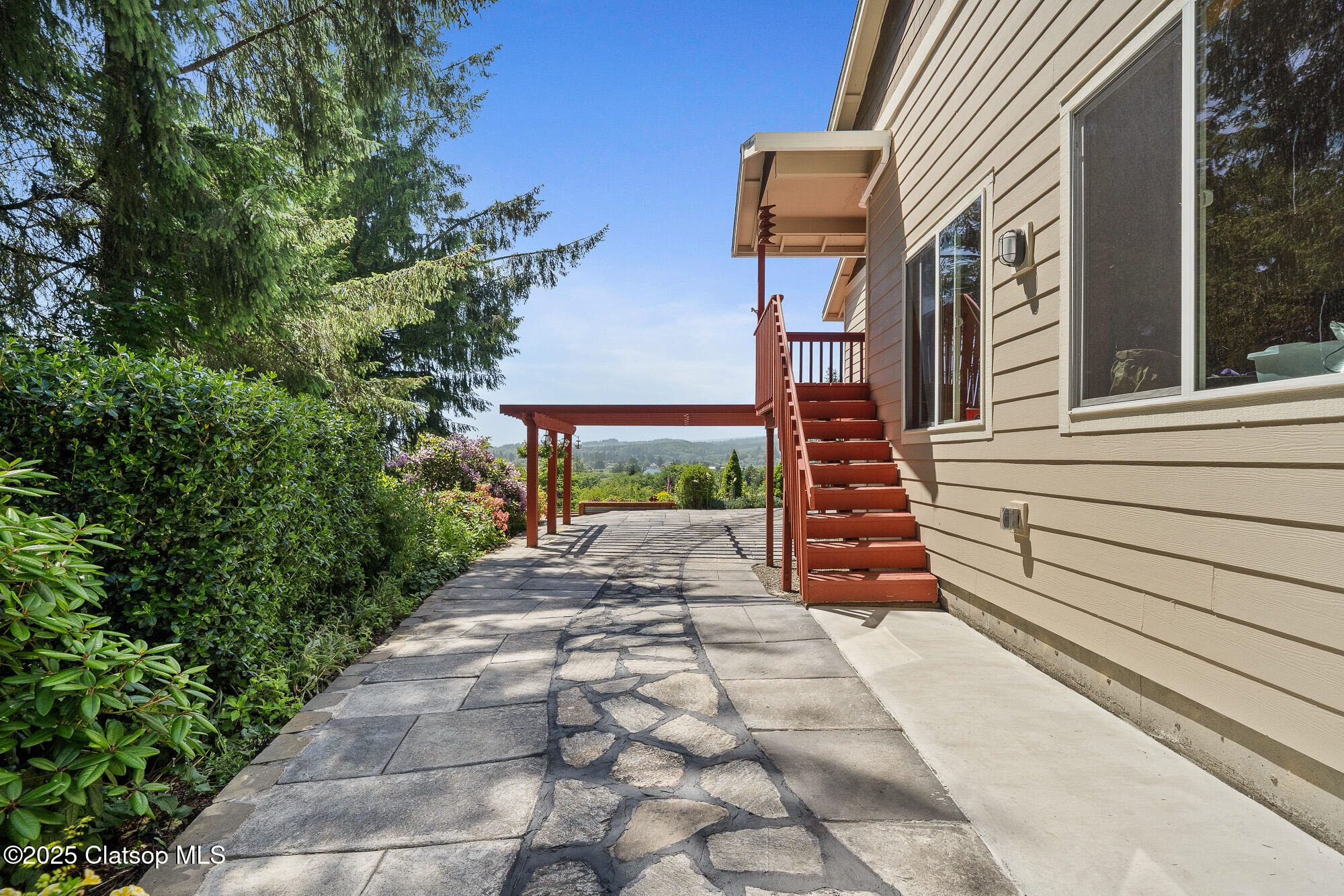 38225 Hiagua Lane Property Photo 2