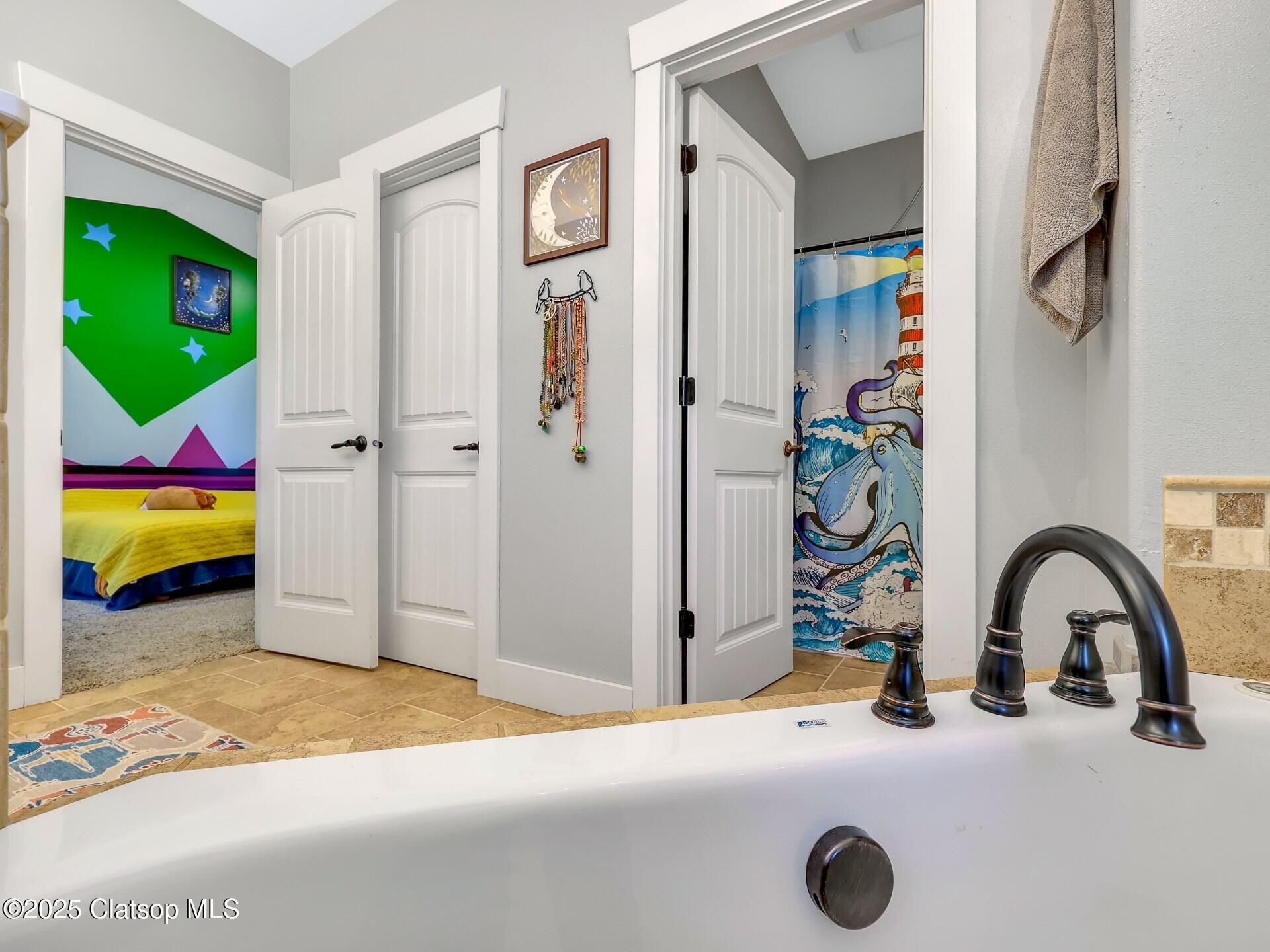 104 South Place Property Photo 27