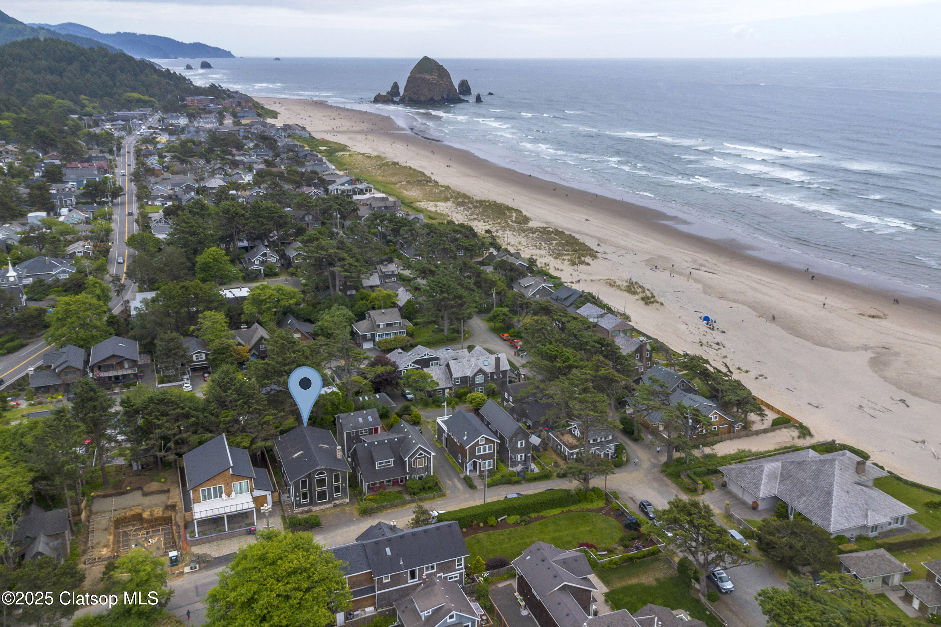 163 W 1st Street Property Photo 2