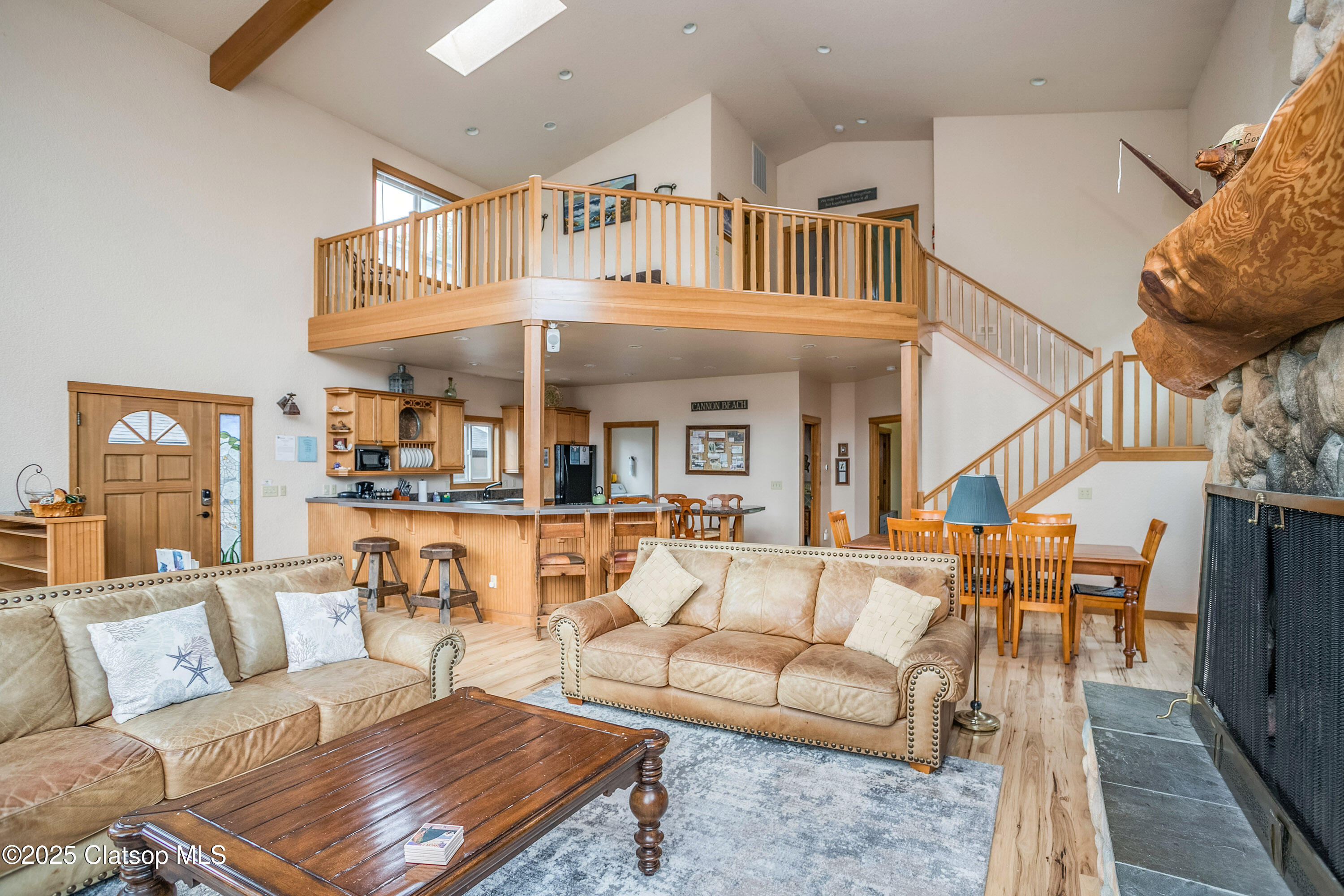 163 W 1st Street Property Photo 8