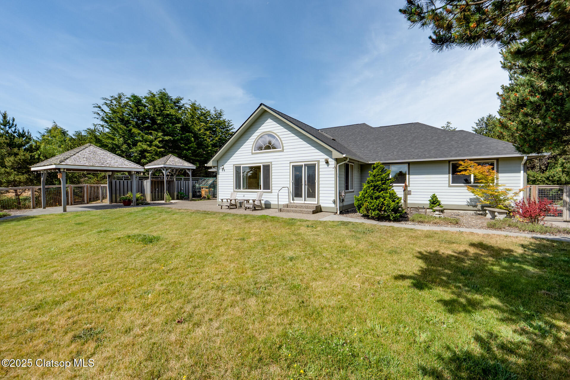 89523 Manion Drive Property Photo 3