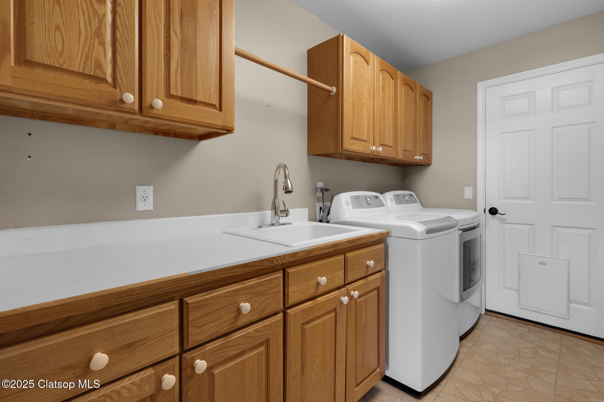 89523 Manion Drive Property Photo 37