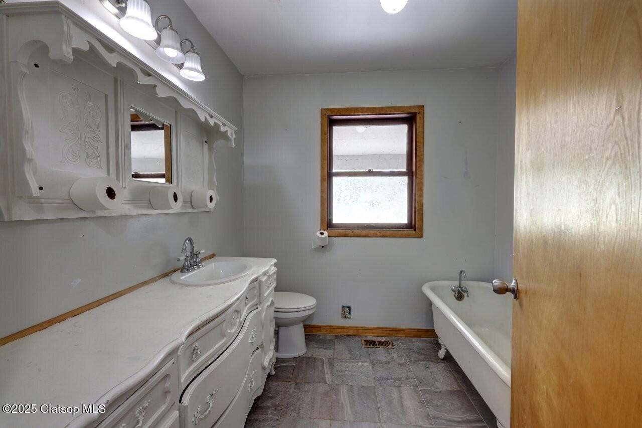 42684 Hillcrest Loop Property Photo 17