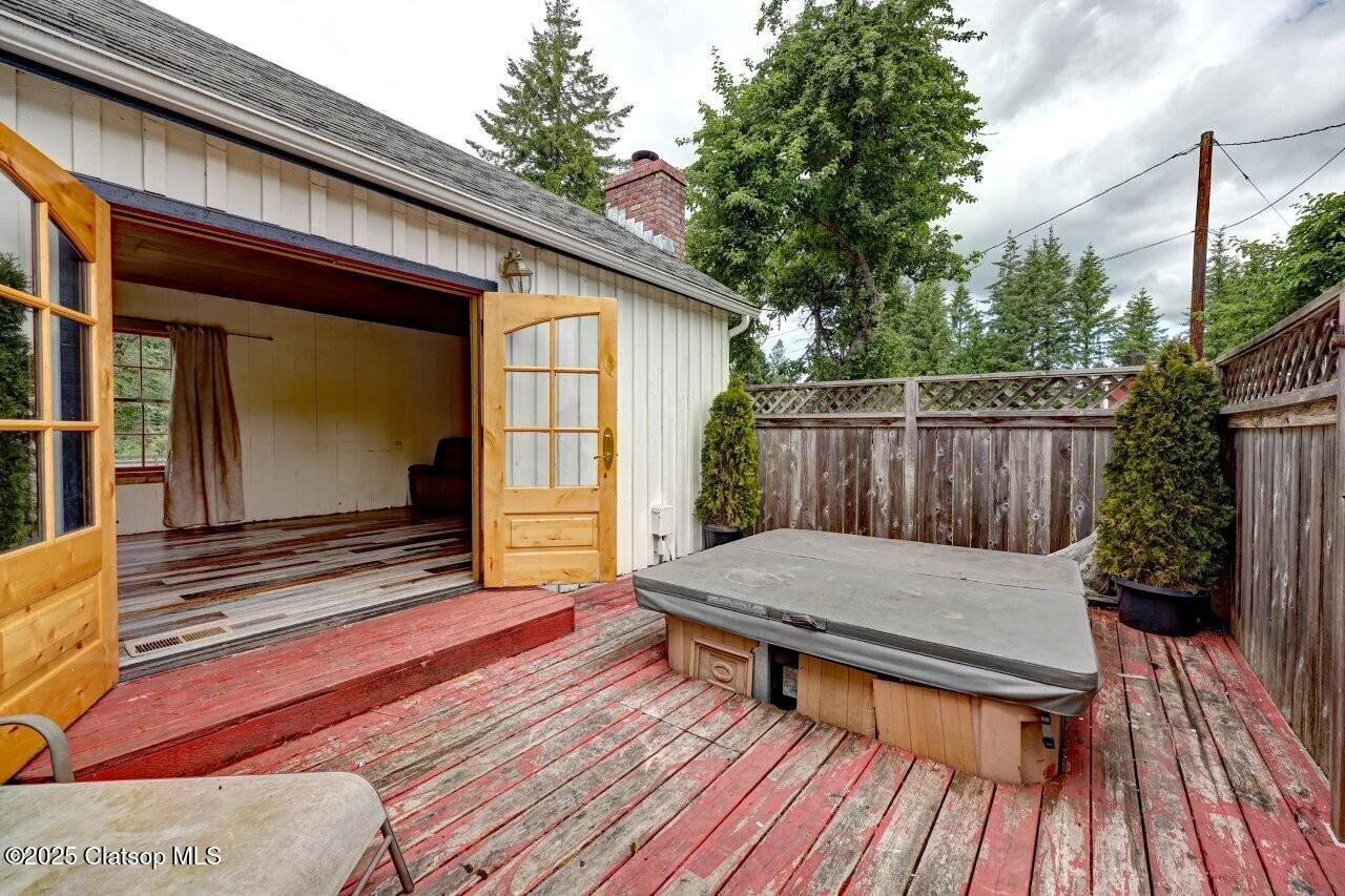 42684 Hillcrest Loop Property Photo 20