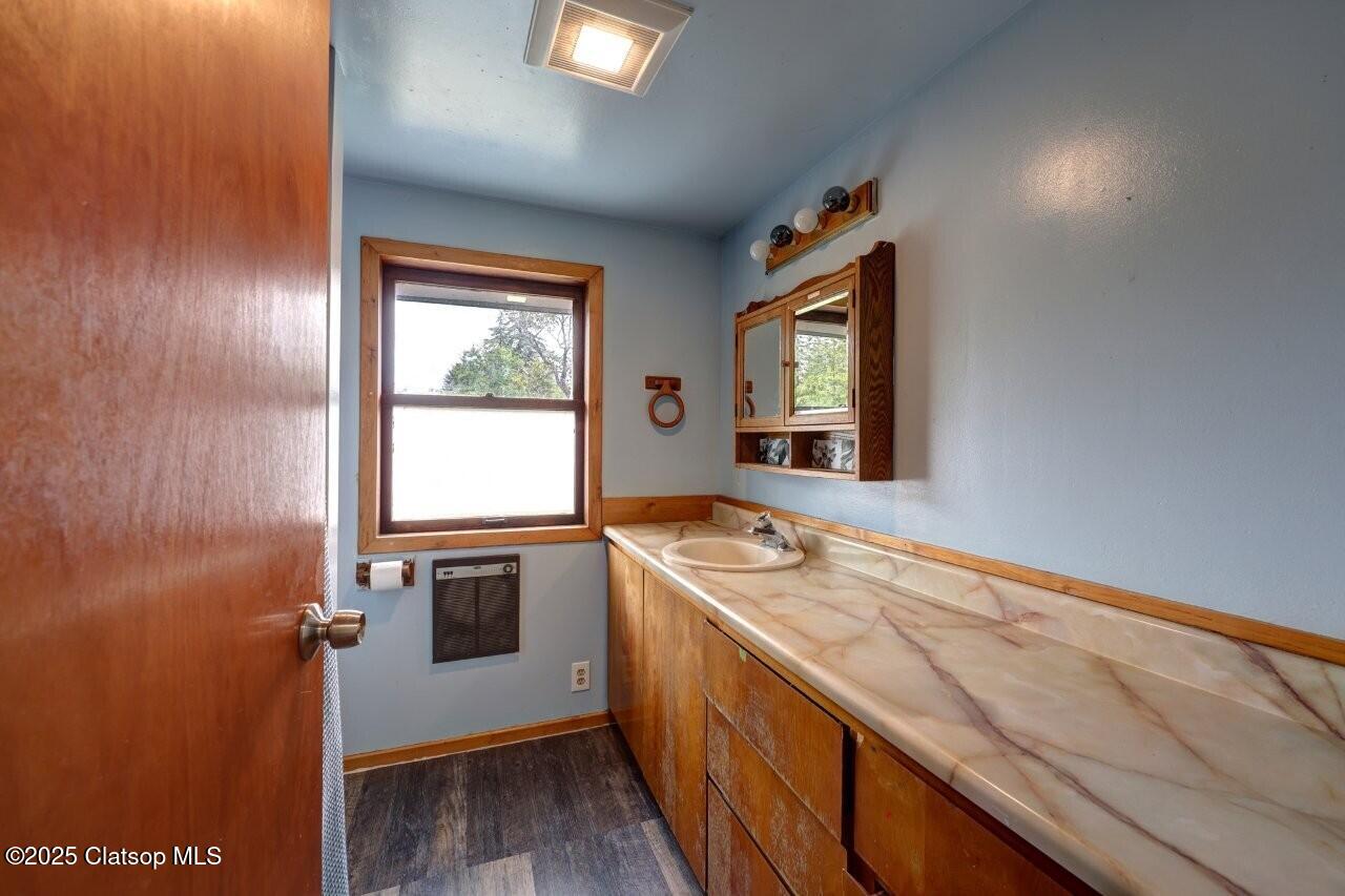 42684 Hillcrest Loop Property Photo 26