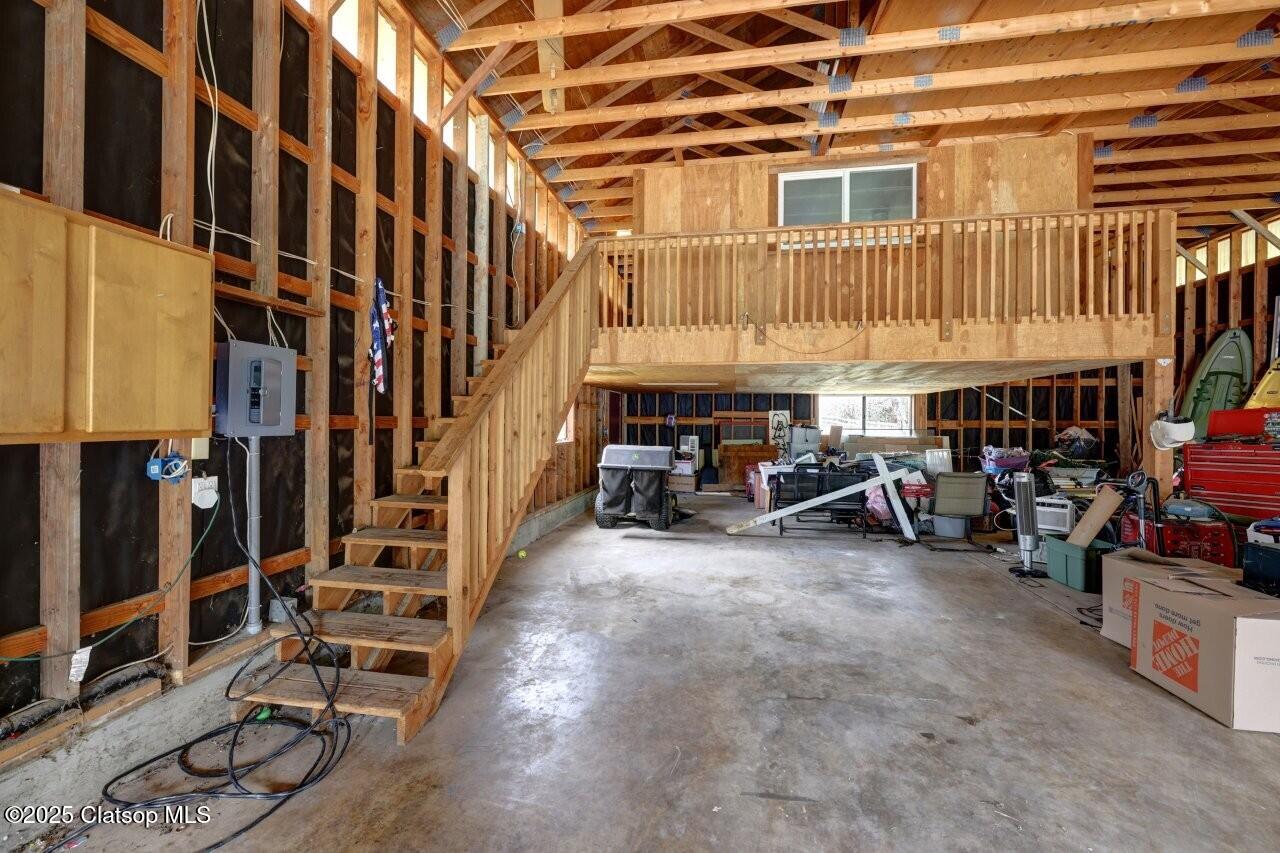 42684 Hillcrest Loop Property Photo 36