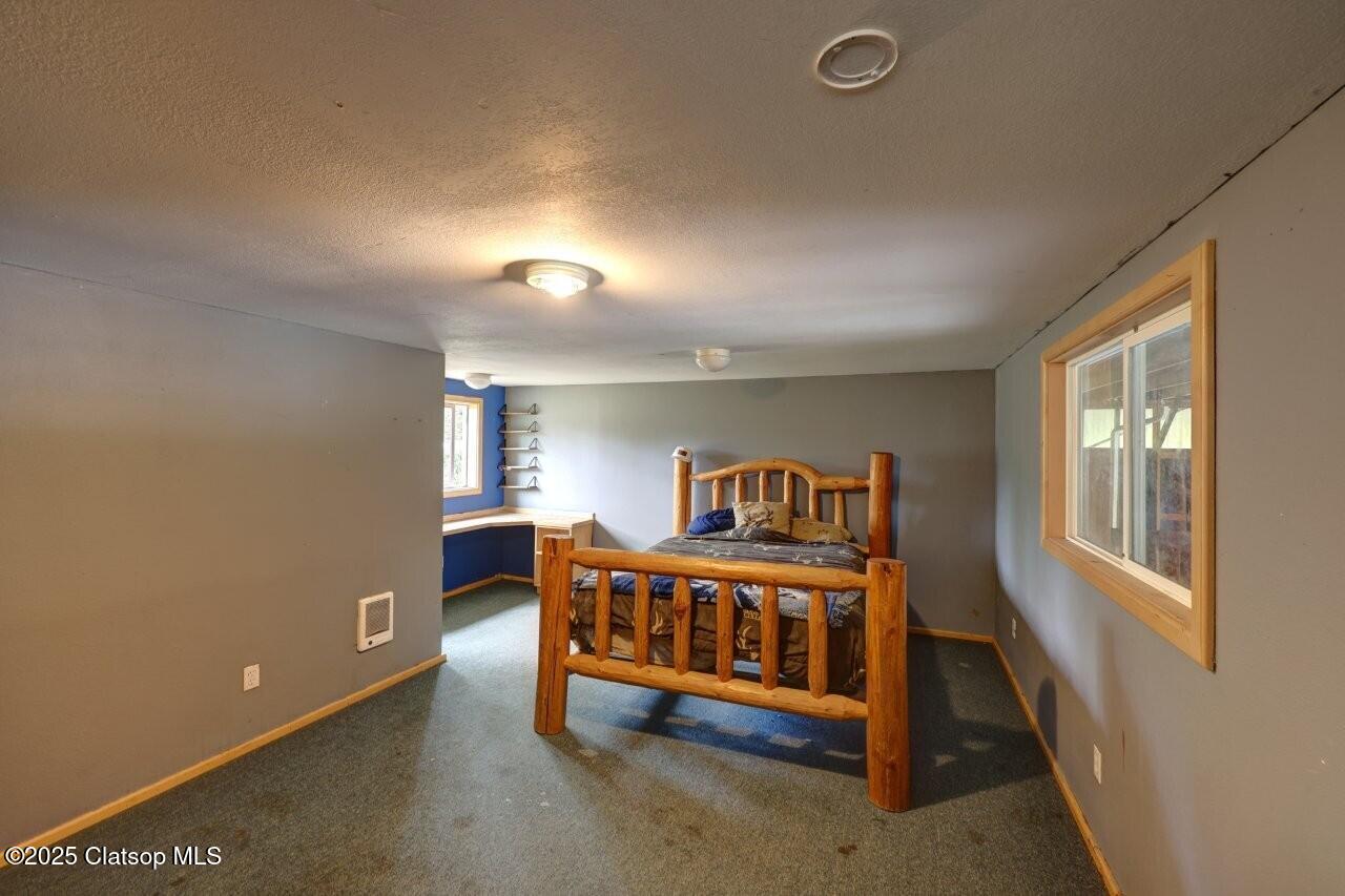 42684 Hillcrest Loop Property Photo 40