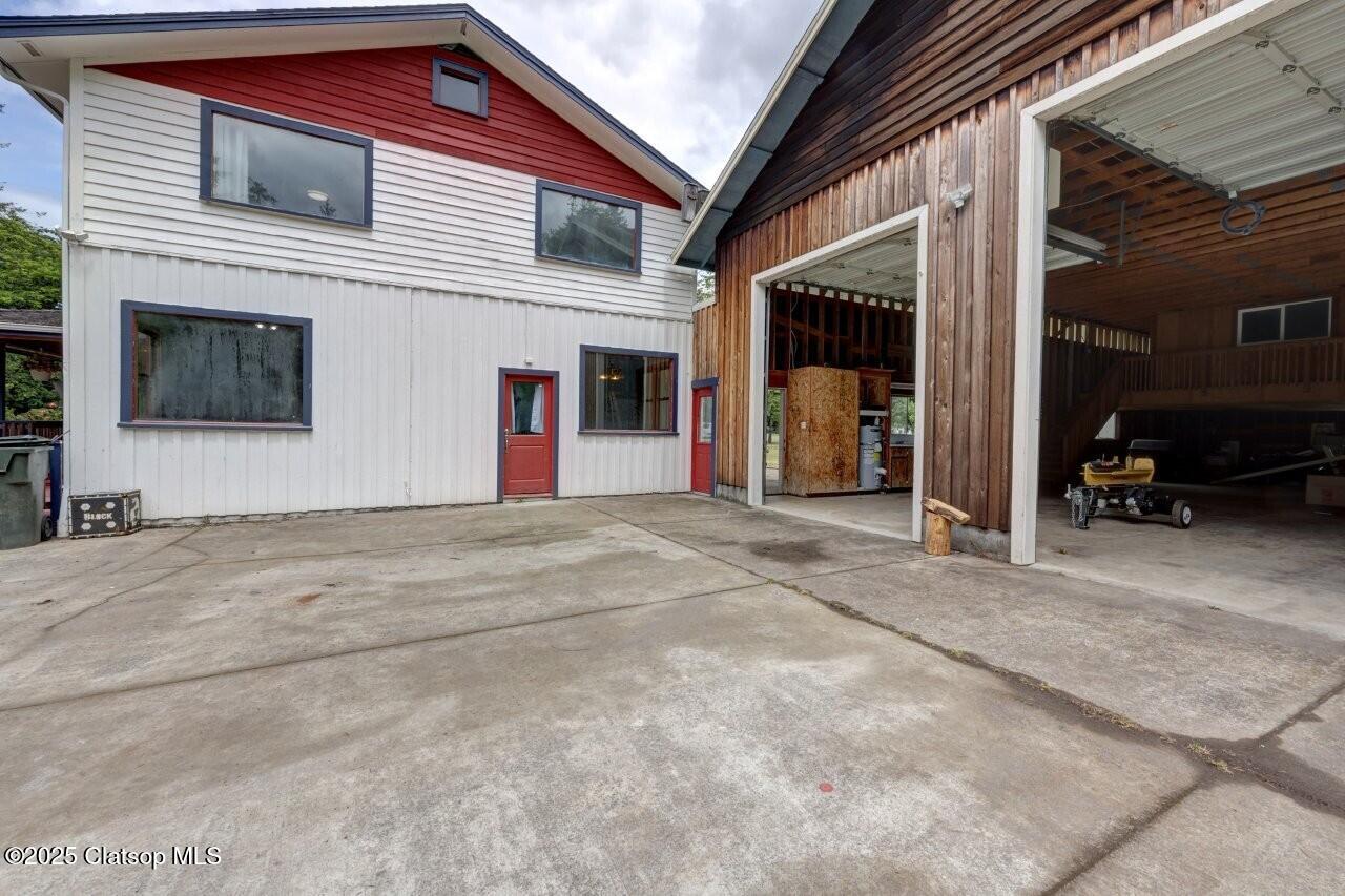 42684 Hillcrest Loop Property Photo 44