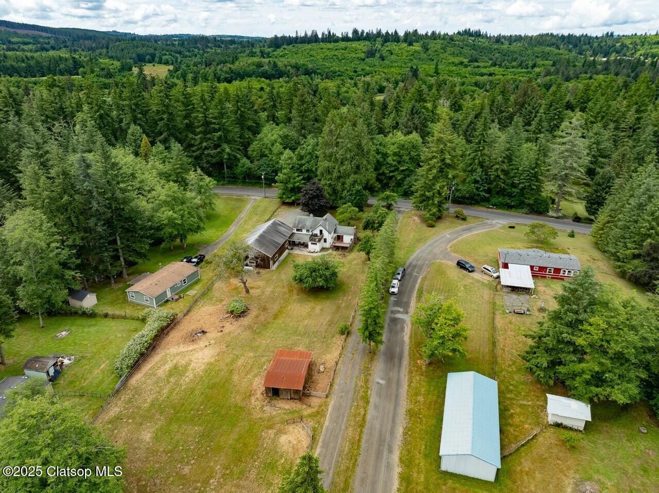 42684 Hillcrest Loop Property Photo 52