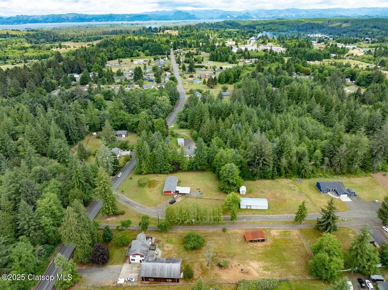42684 Hillcrest Loop Property Photo 54