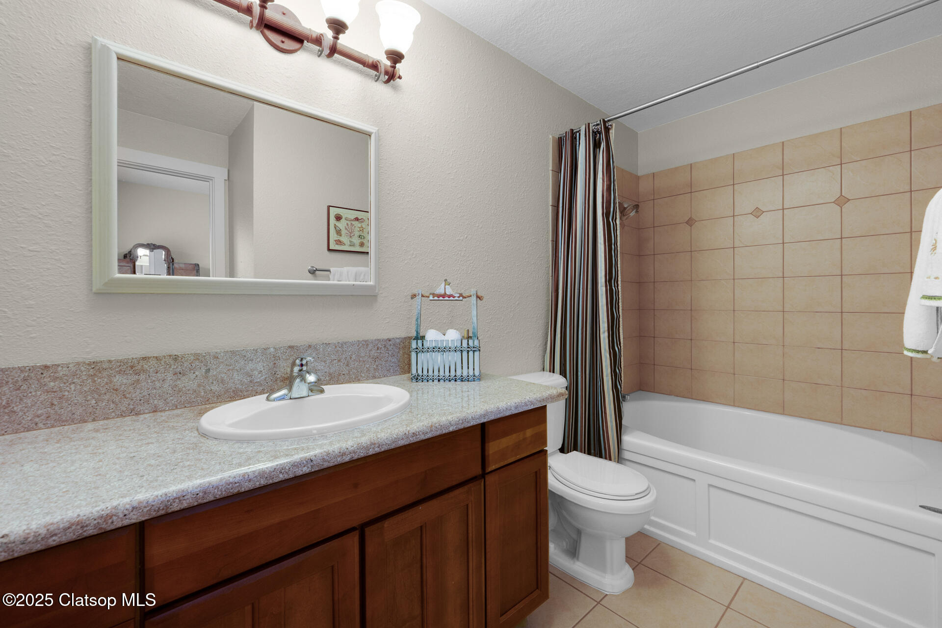 1164 Beach Drive Property Photo 14