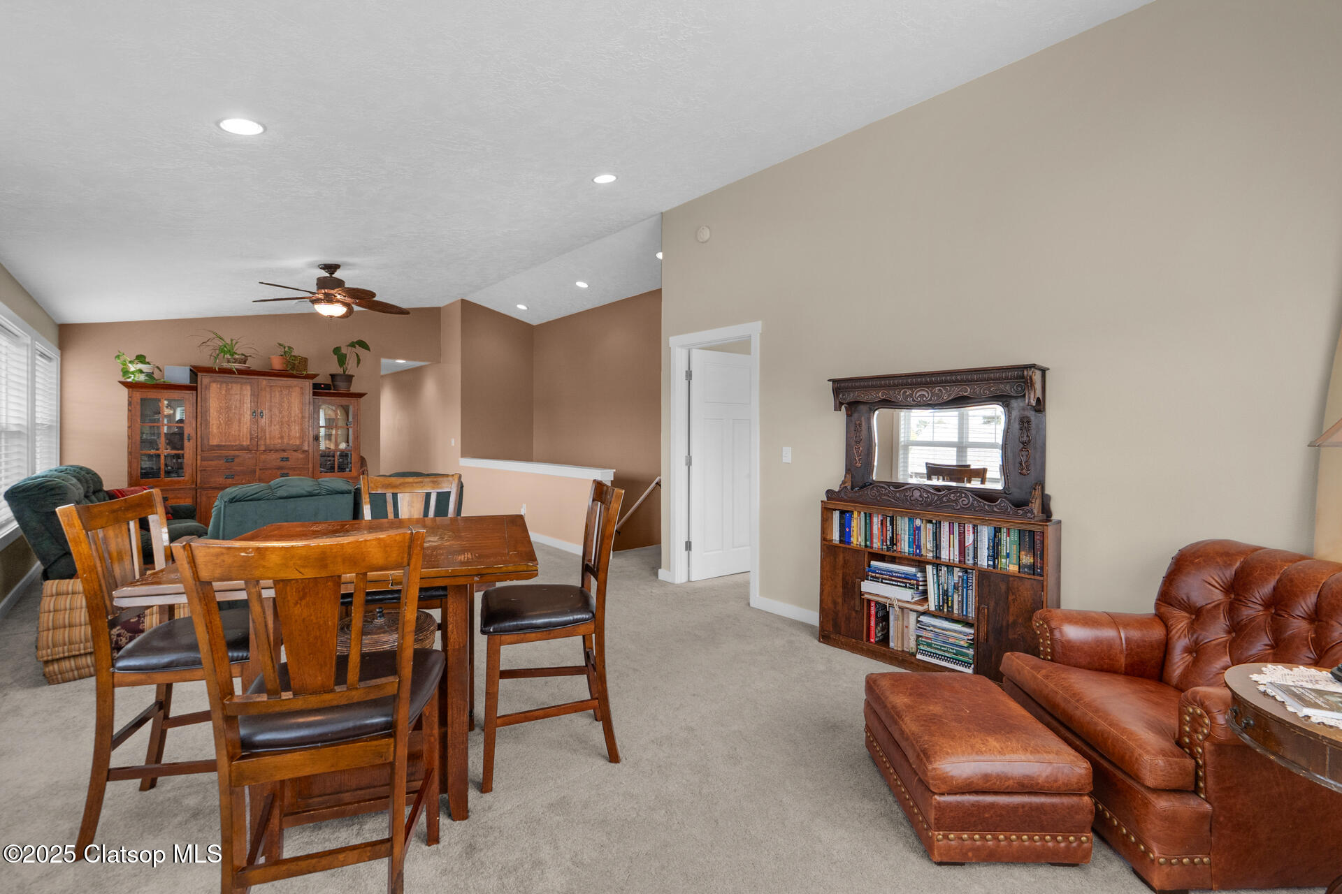 1164 Beach Drive Property Photo 26