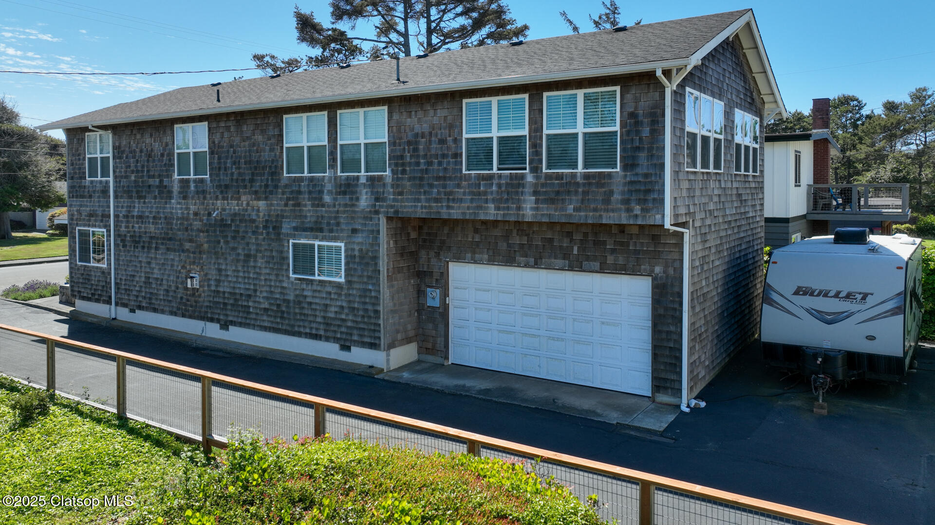 1164 Beach Drive Property Photo 40