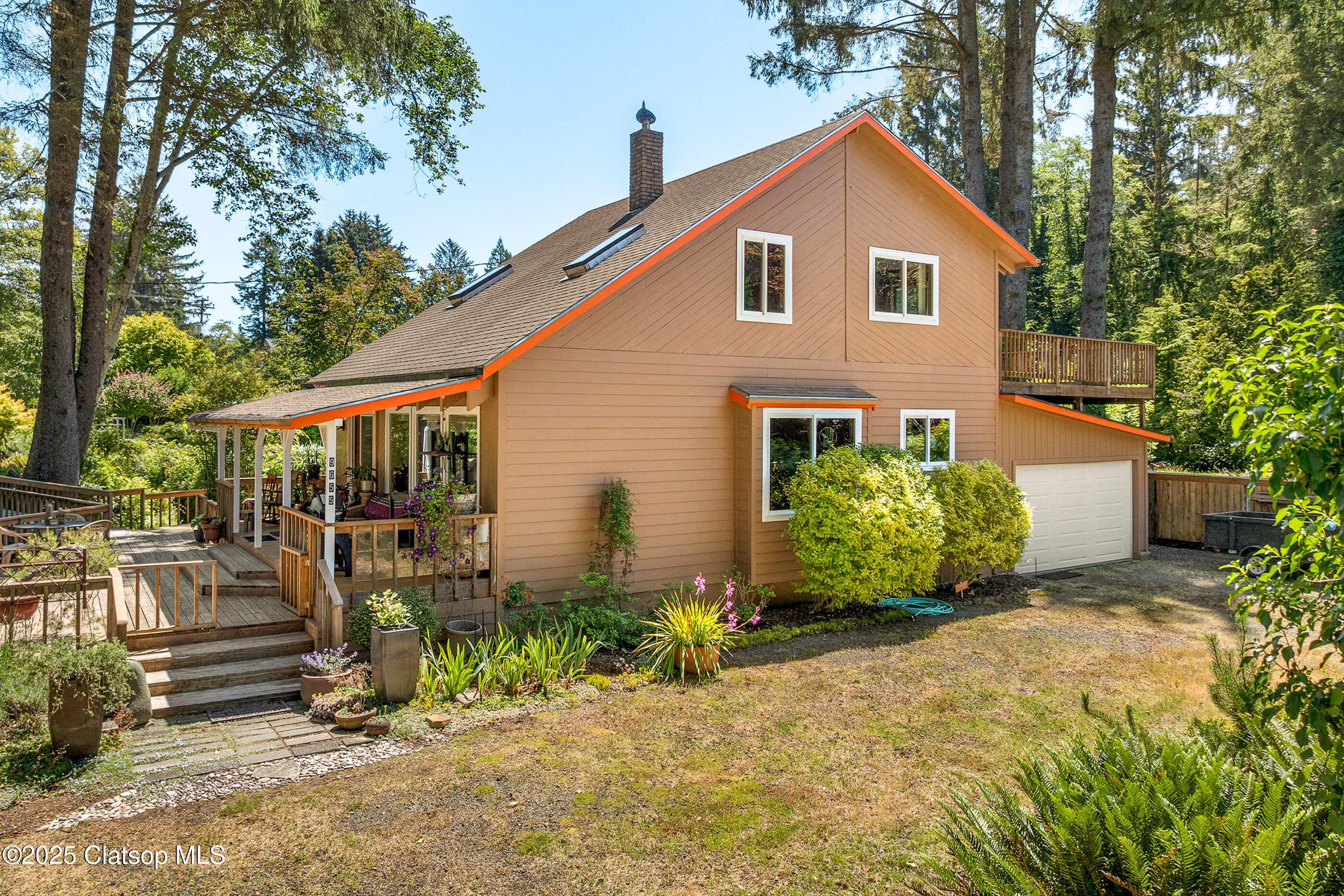 9655 8th Street Property Photo 2