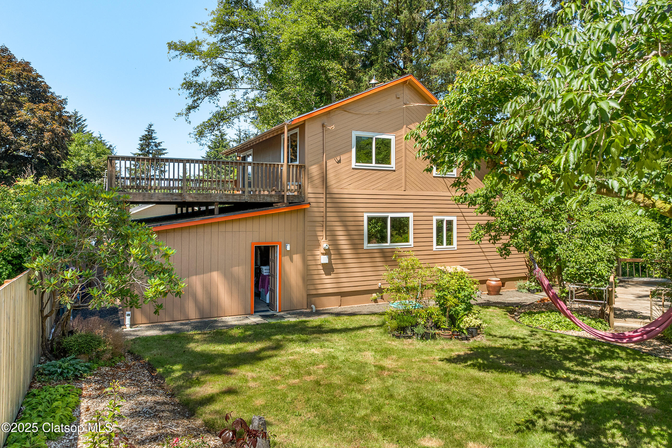 9655 8th Street Property Photo 4