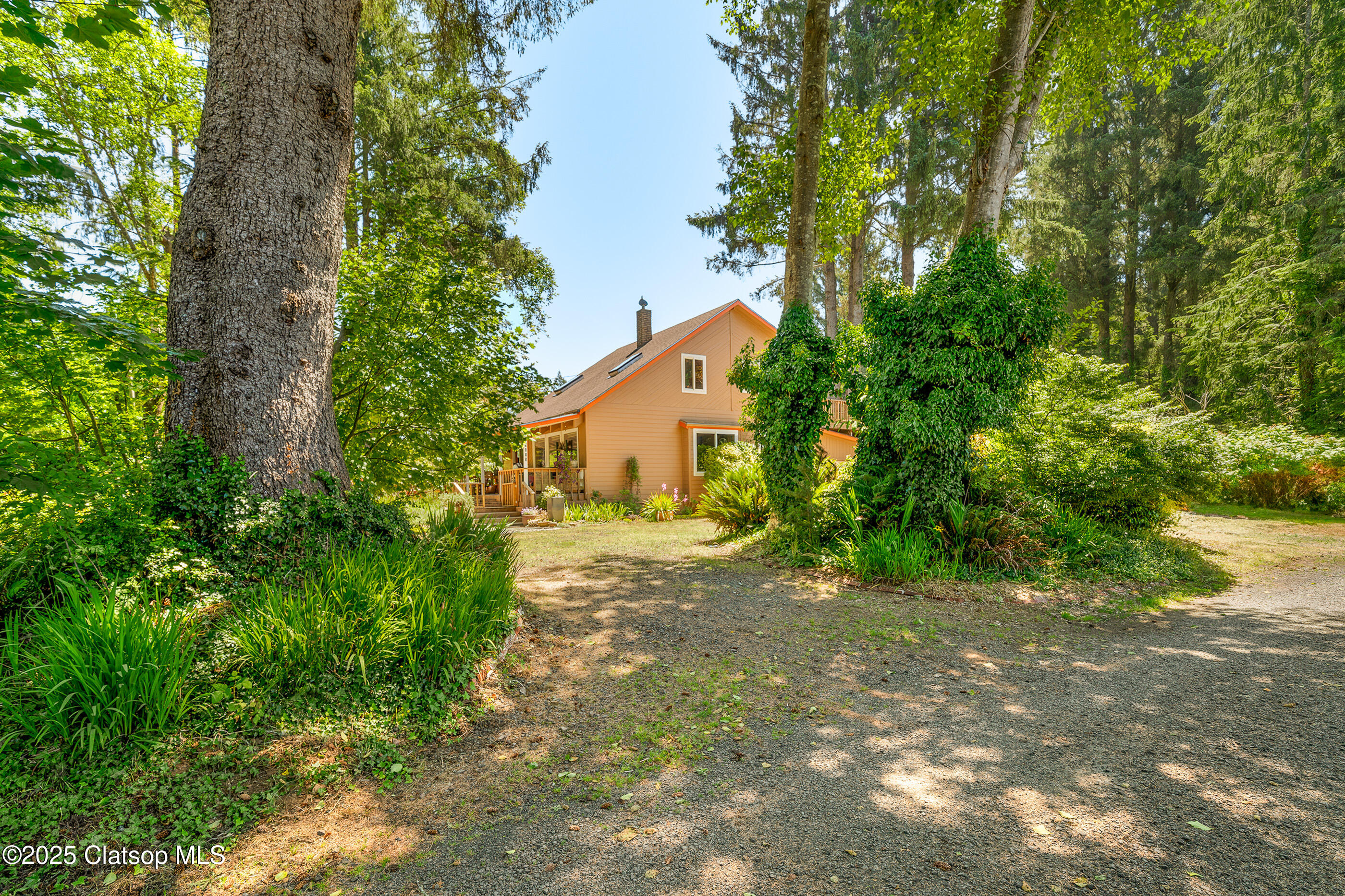 9655 8th Street Property Photo 7