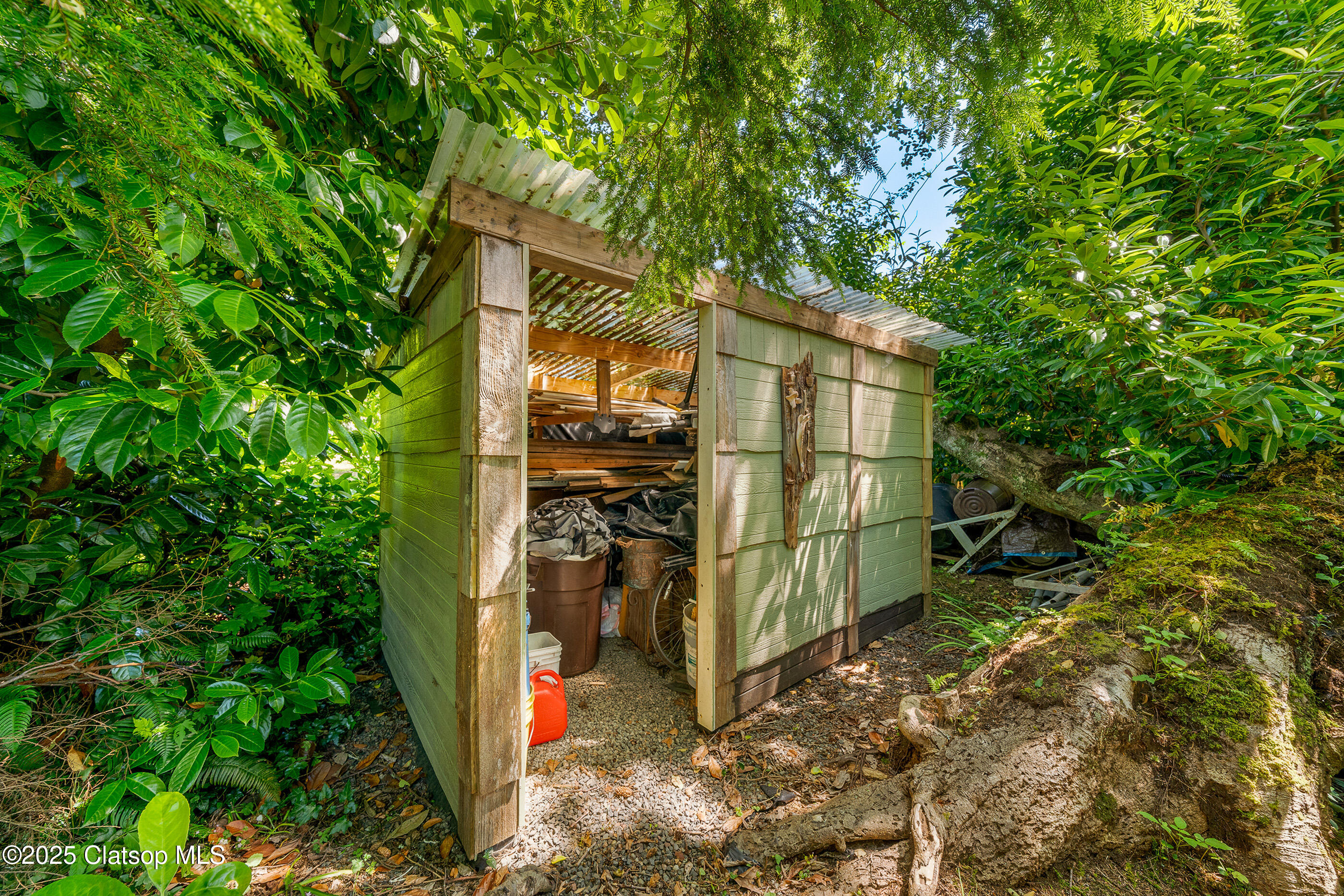 9655 8th Street Property Photo 15