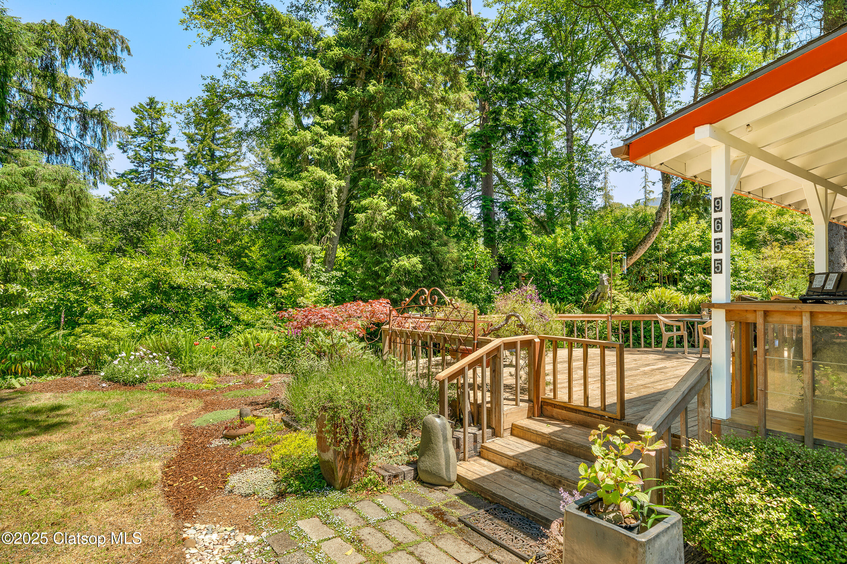 9655 8th Street Property Photo 18