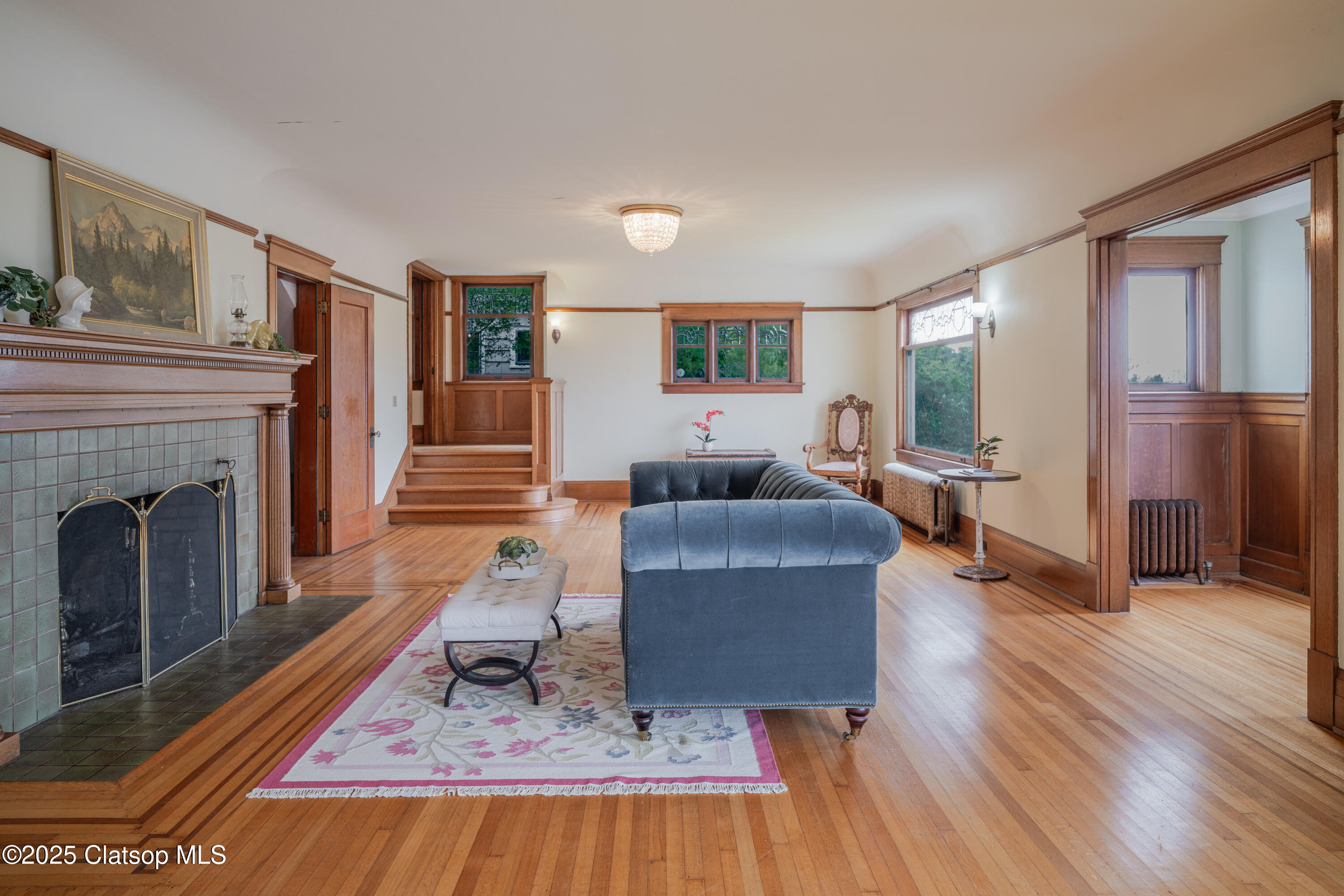 1343 Jerome Avenue Property Photo 12