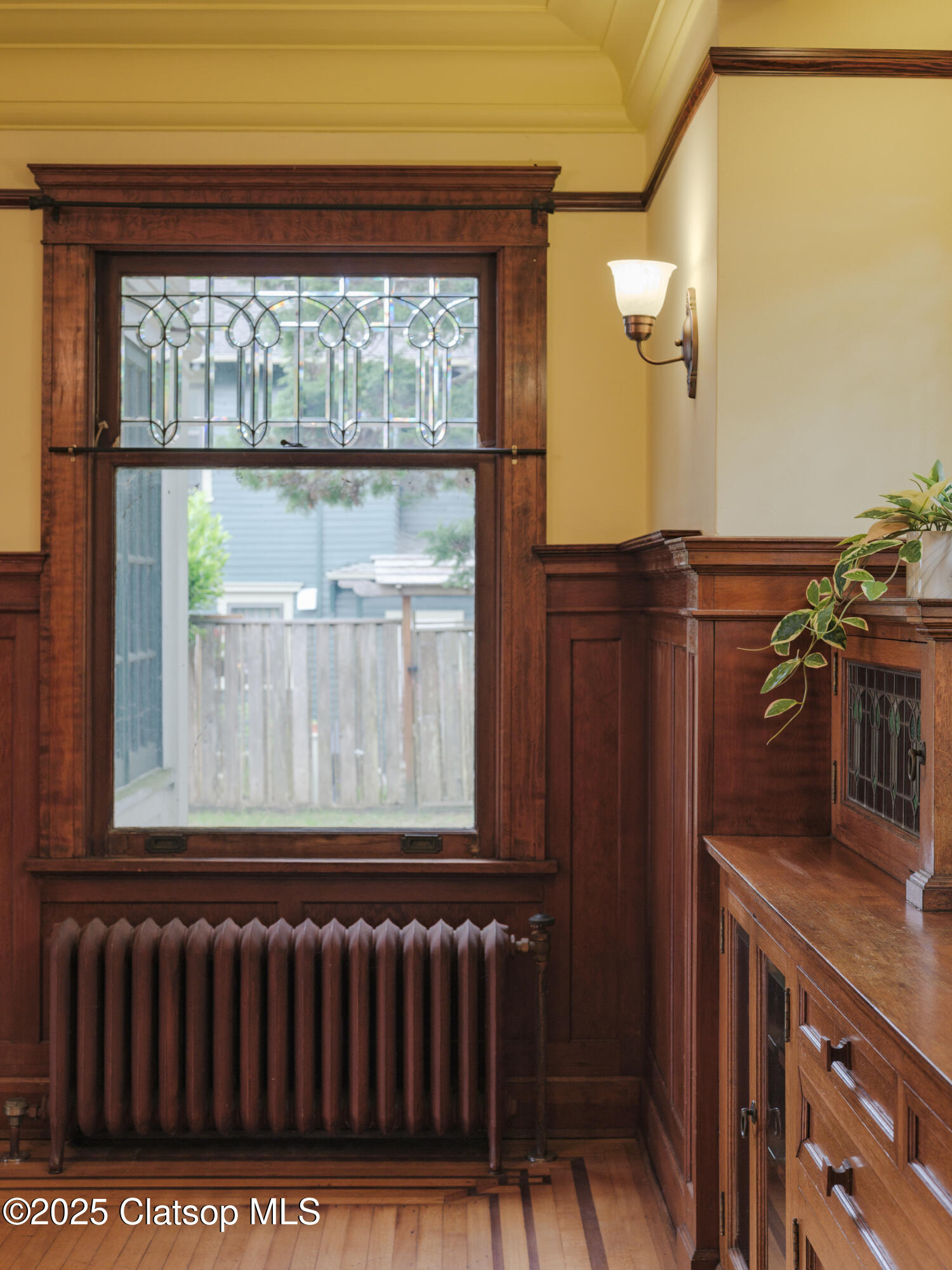 1343 Jerome Avenue Property Photo 17
