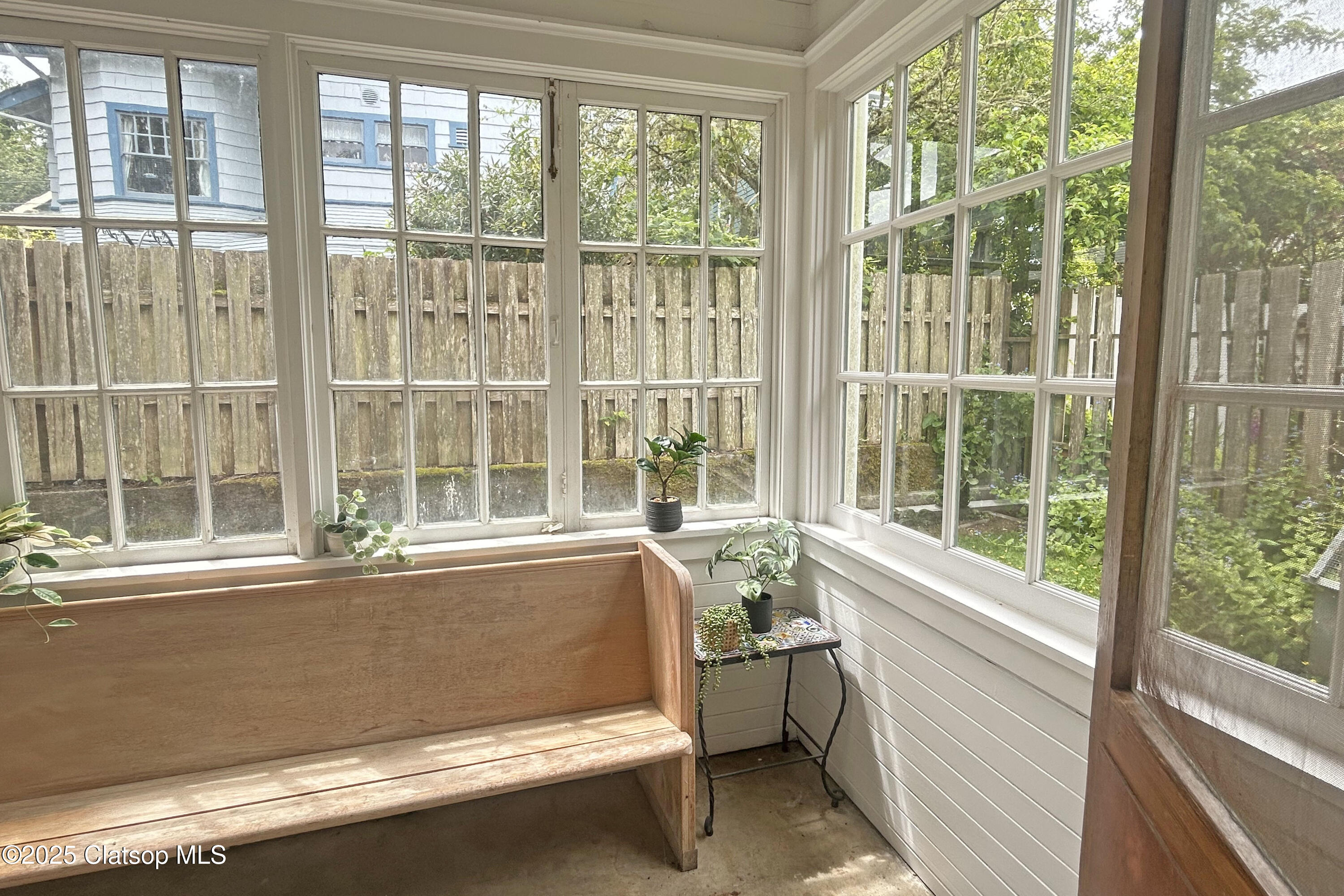 1343 Jerome Avenue Property Photo 21